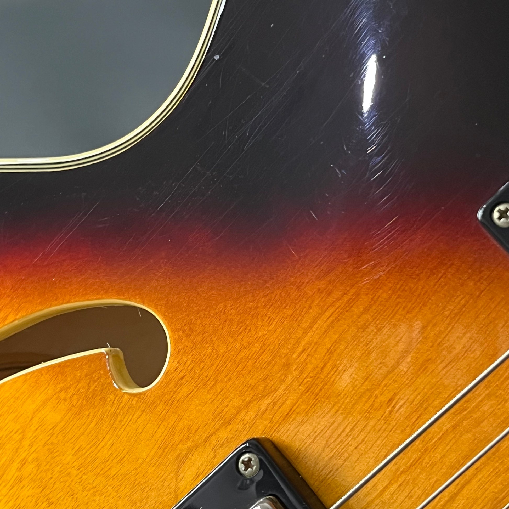 Epiphone SHERATON II VS 2011