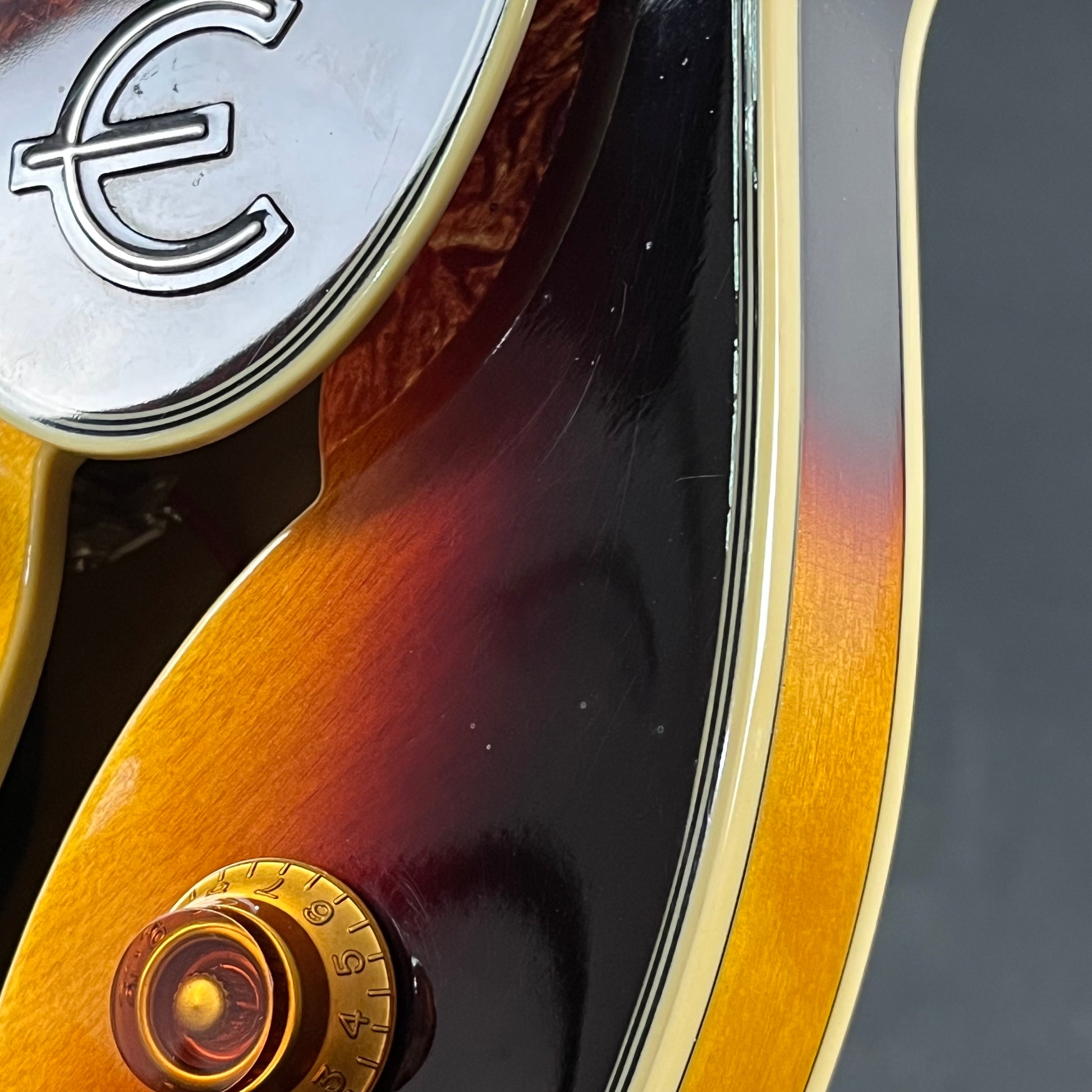 Epiphone SHERATON II VS 2011