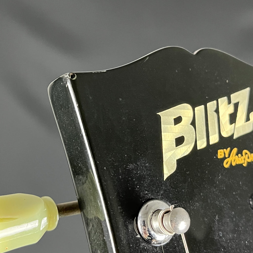 Blitz by Aria Pro II SG