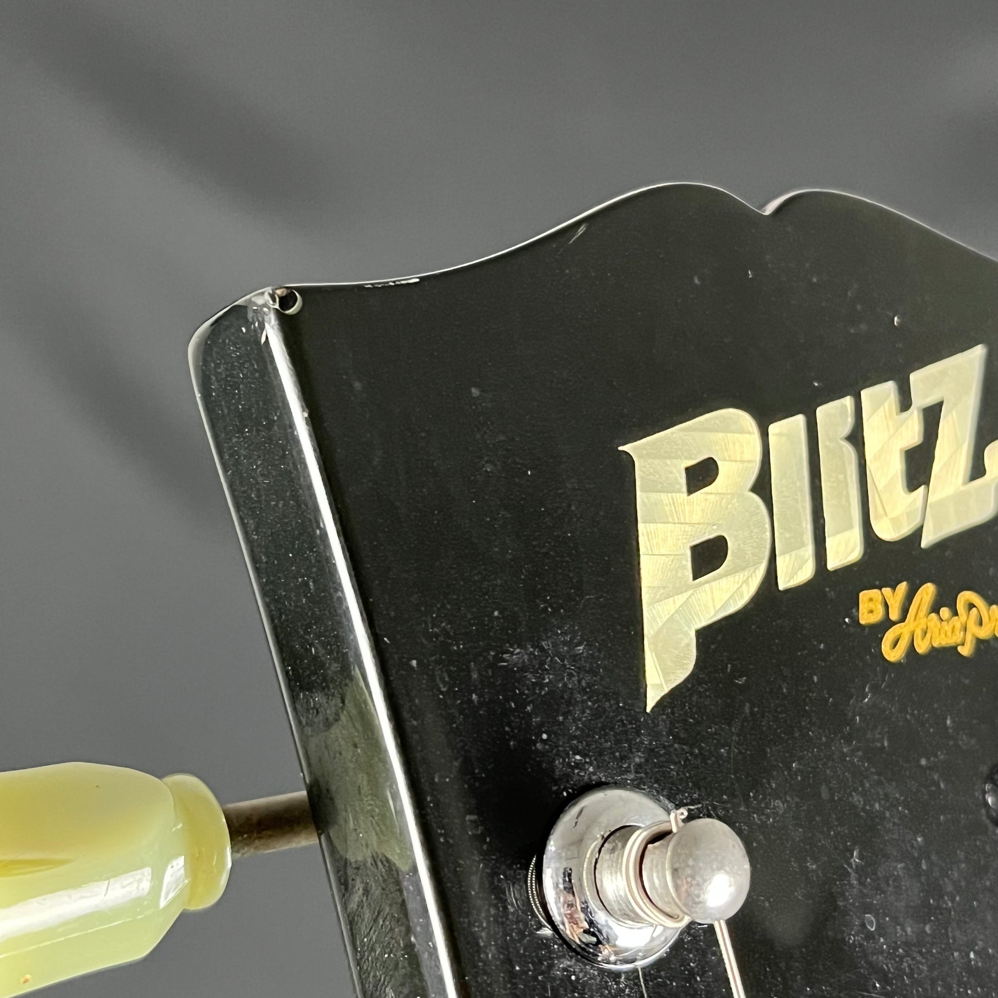 Blitz by Aria Pro II SG