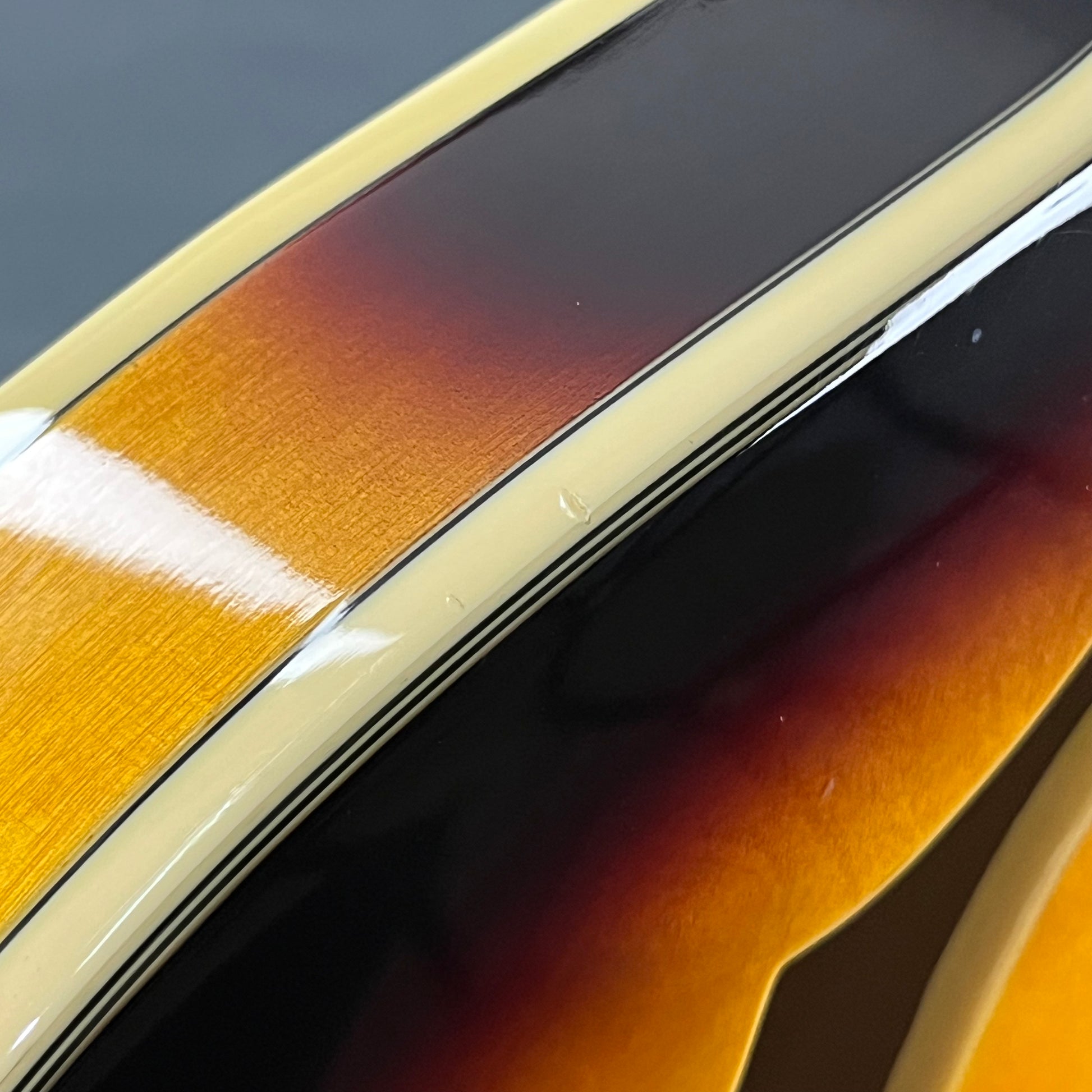 Epiphone SHERATON II VS 2011