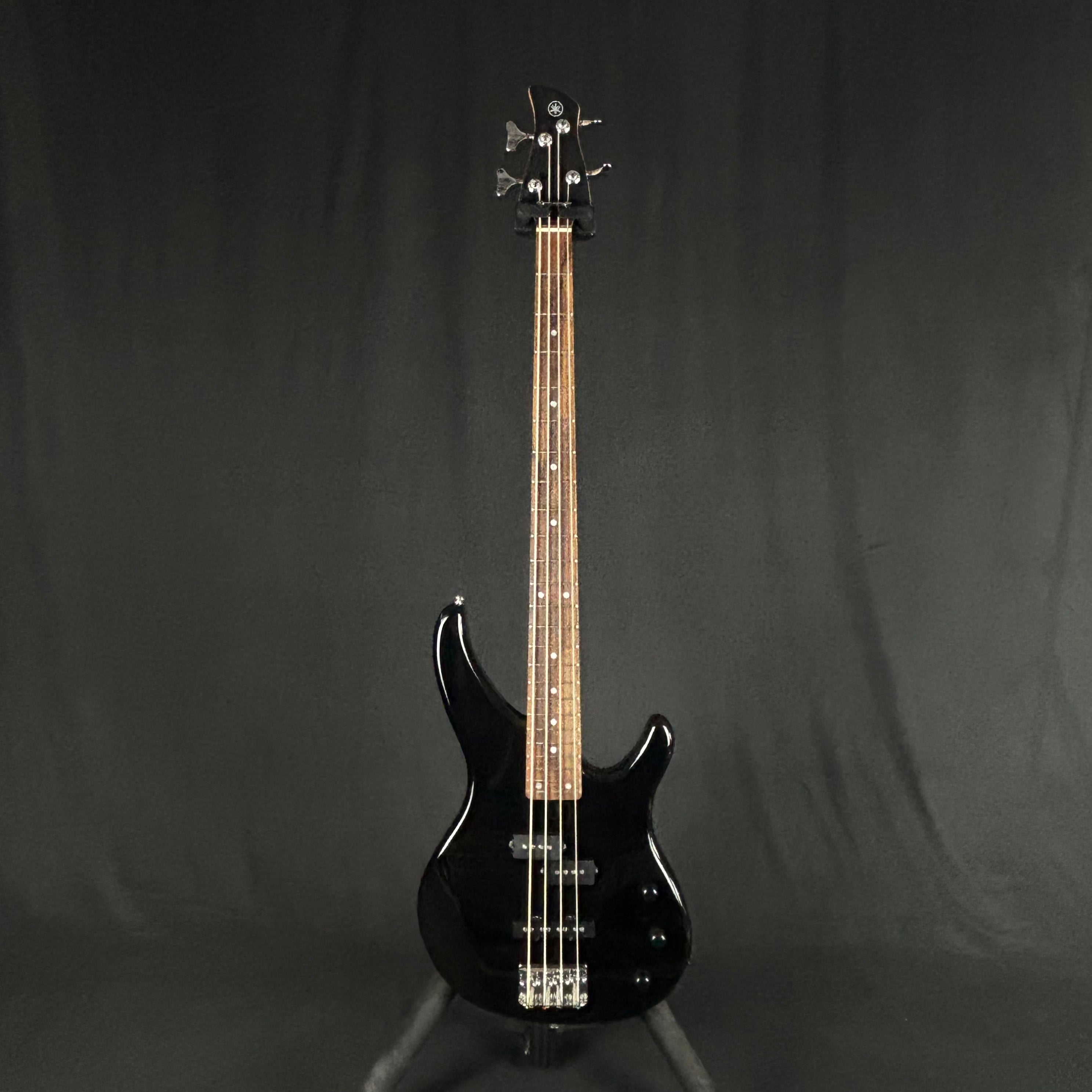YAMAHA TRBX174 Bass