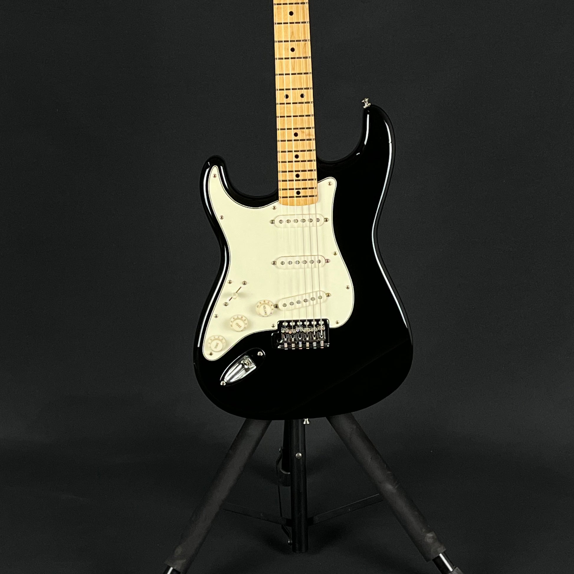 Fender Standard Stratocaster Left Hand 2018