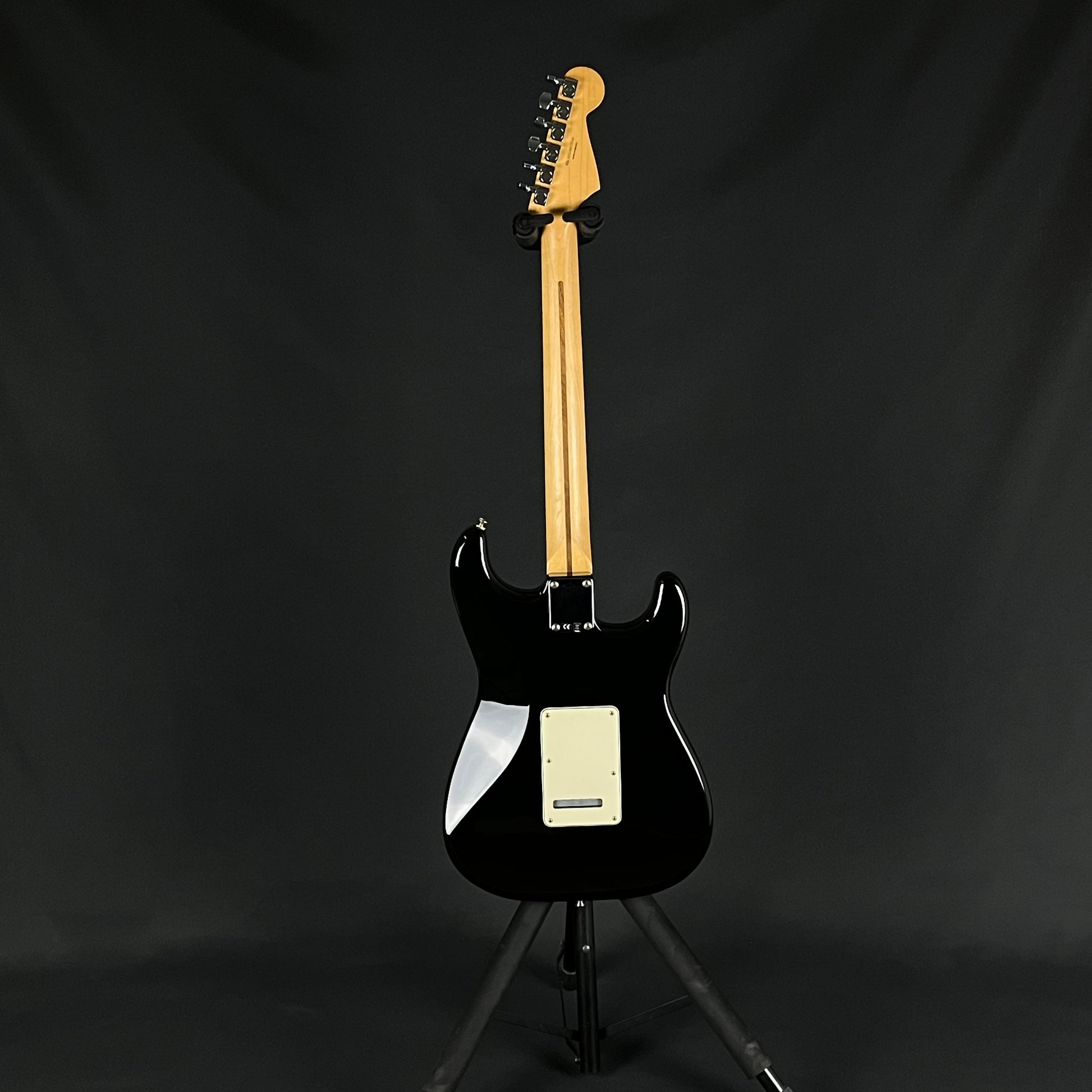 Fender Standard Stratocaster Left Hand 2018
