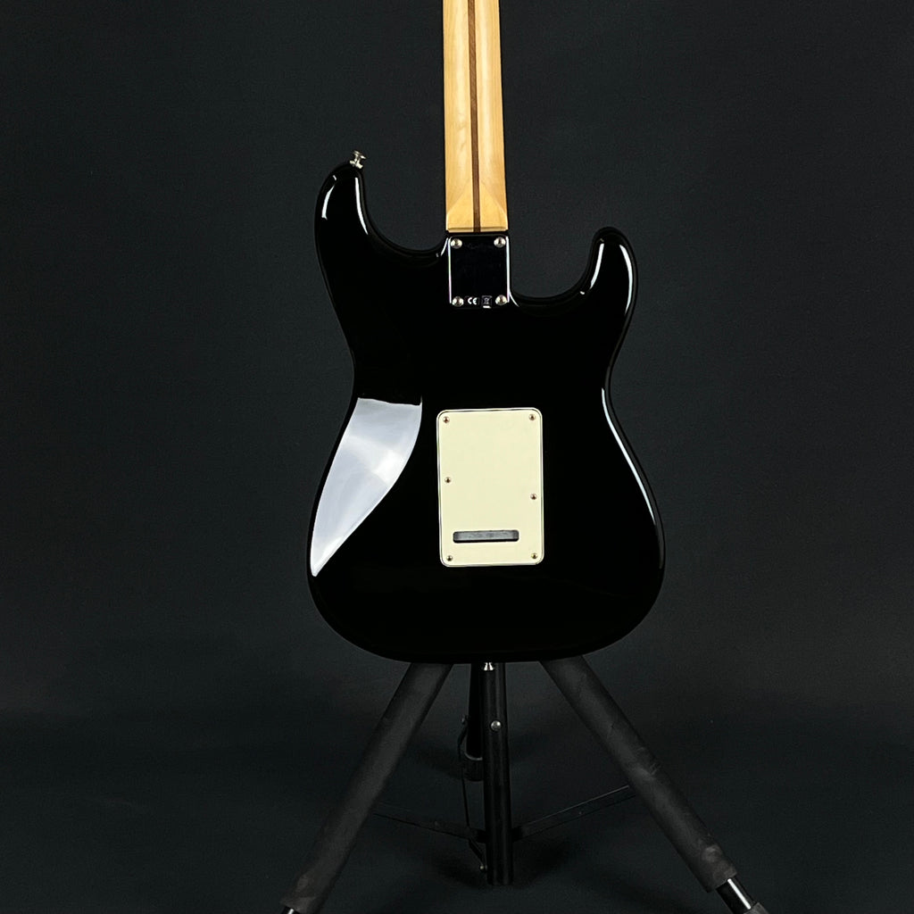 Fender Standard Stratocaster Left Hand 2018
