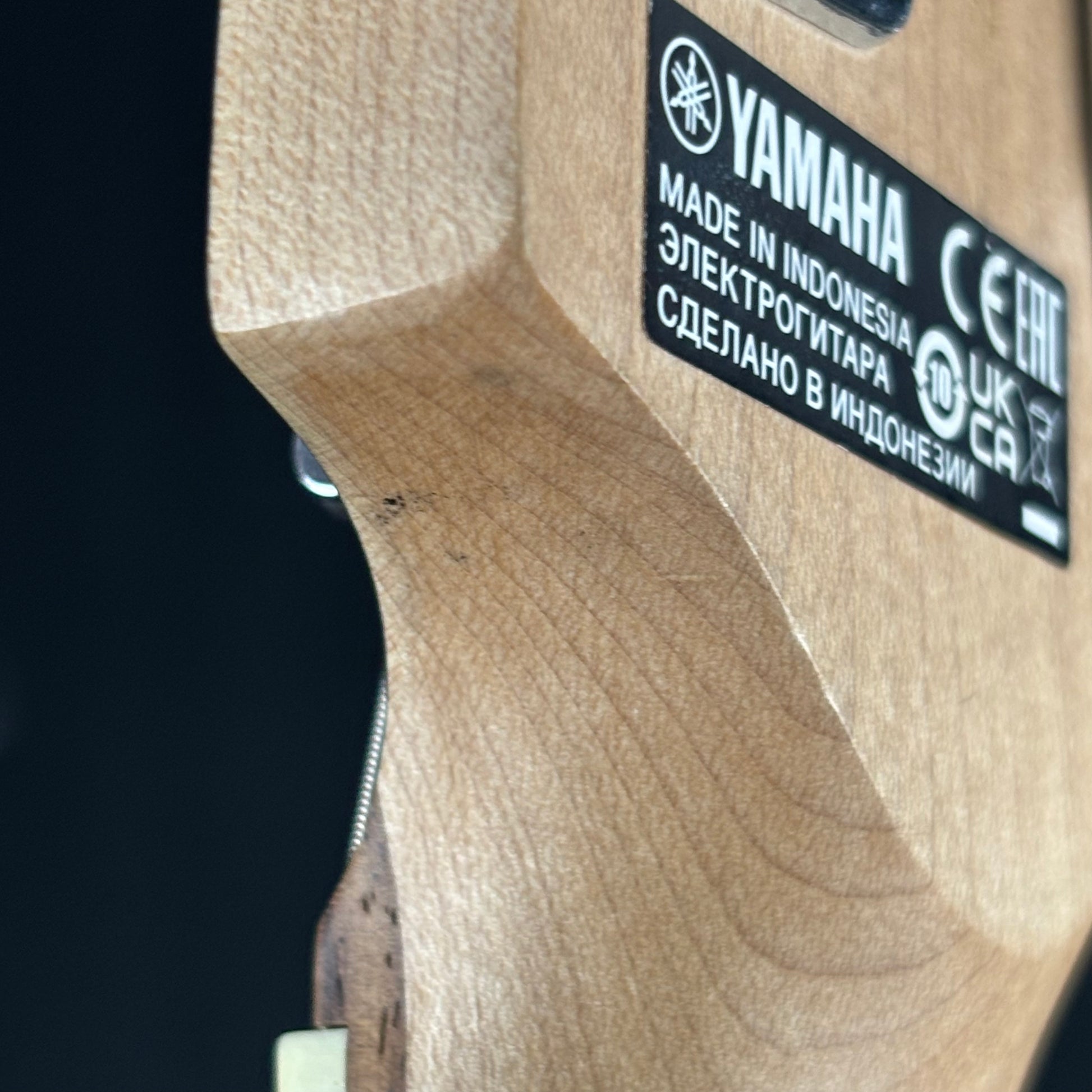YAMAHA TRBX174 Bass