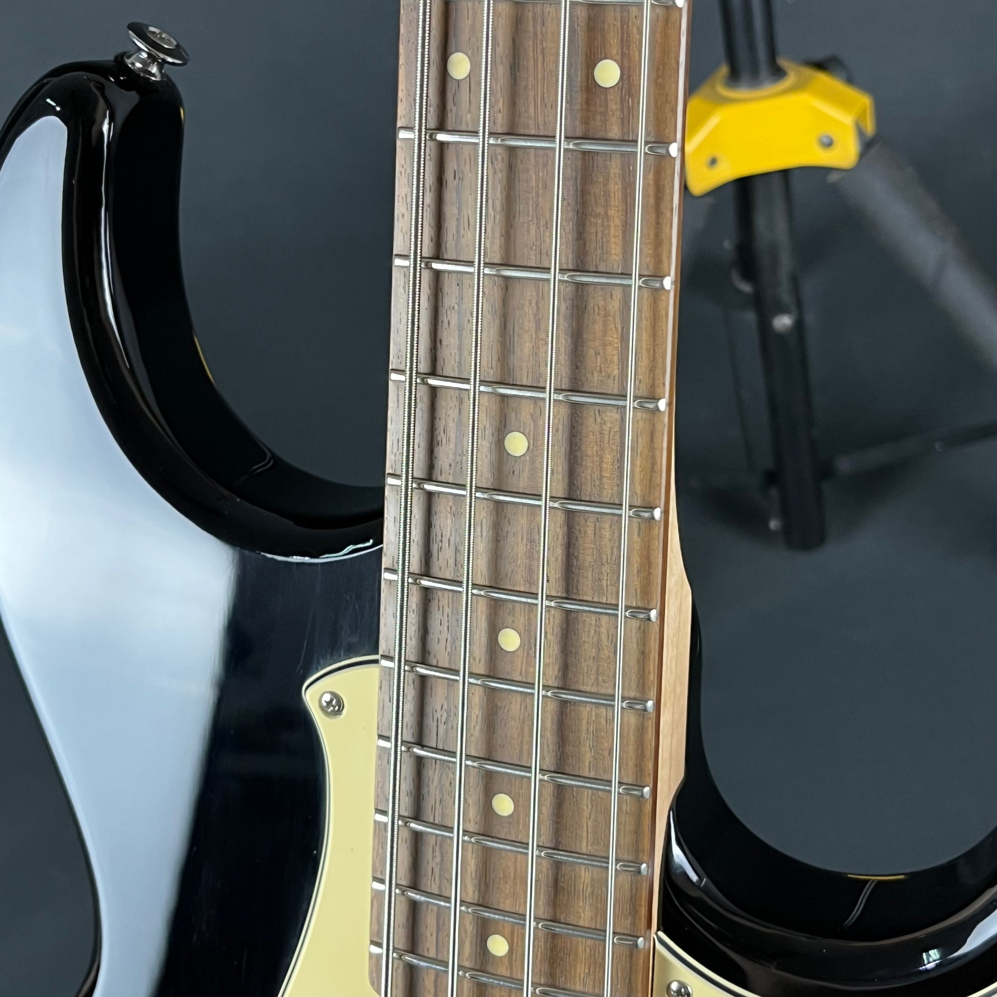 YAMAHA BB434 Bass