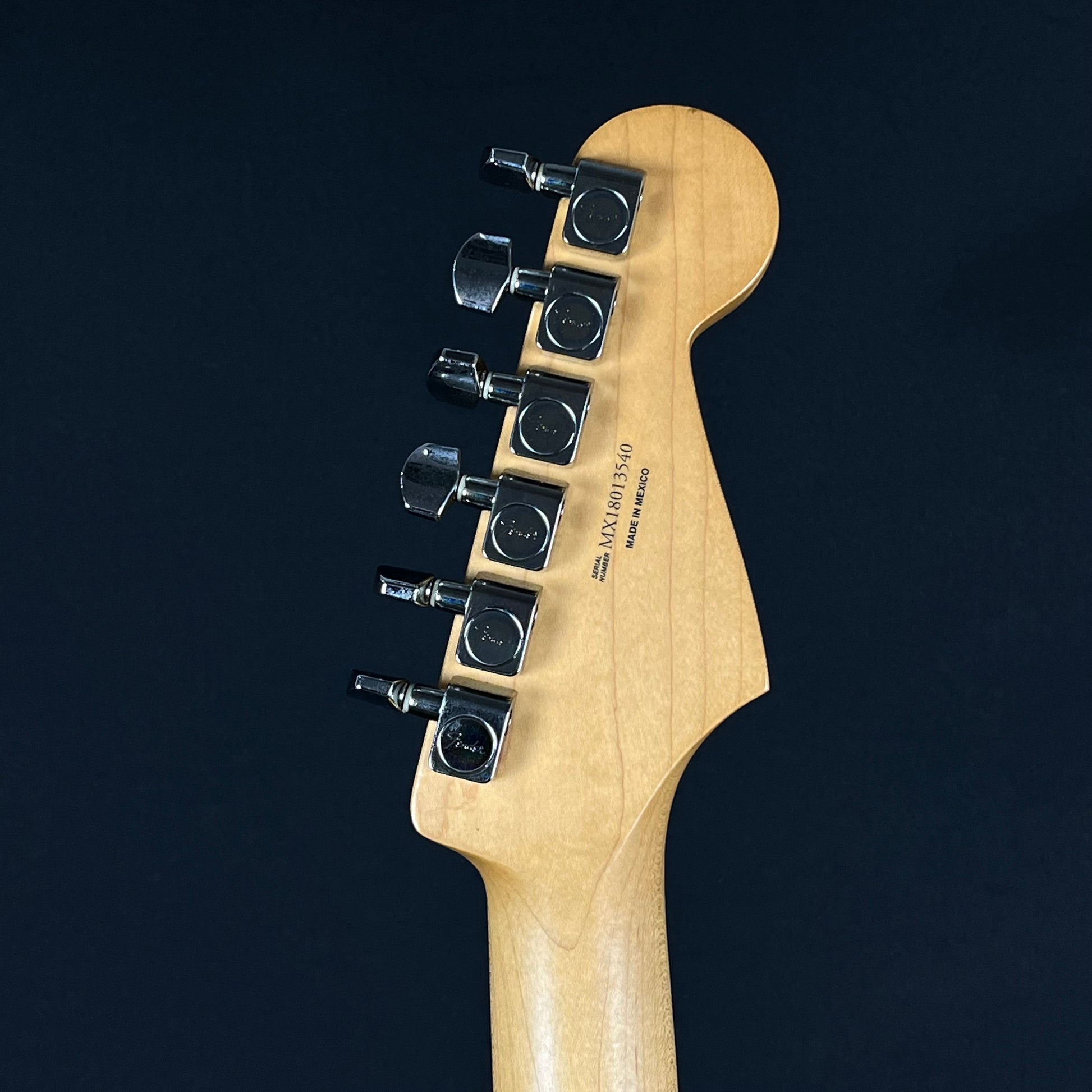 Fender Standard Stratocaster Left Hand 2018
