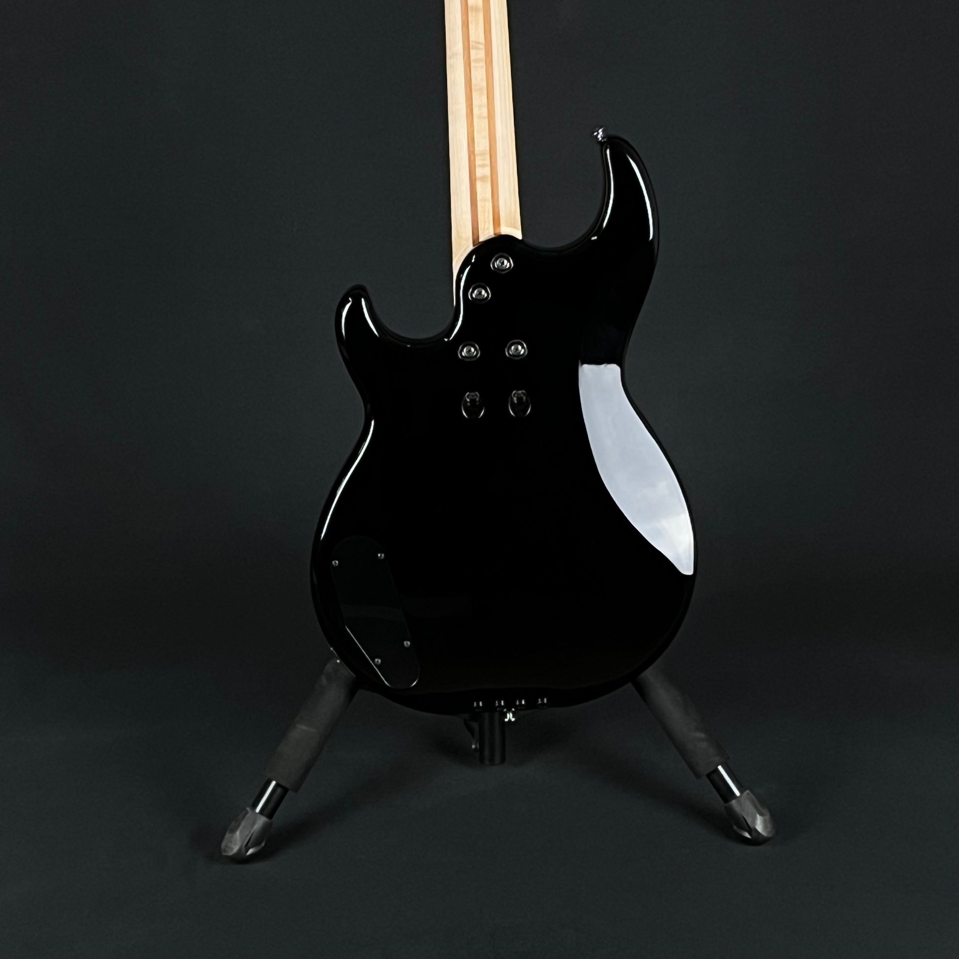 YAMAHA BB434 Bass