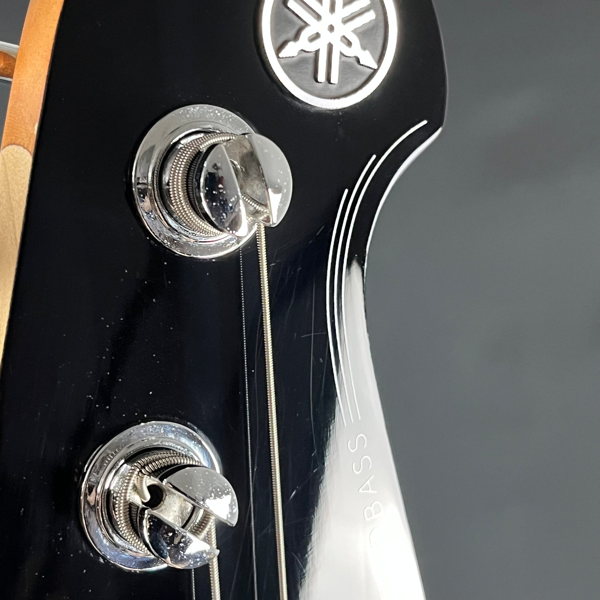 YAMAHA BB434 Bass