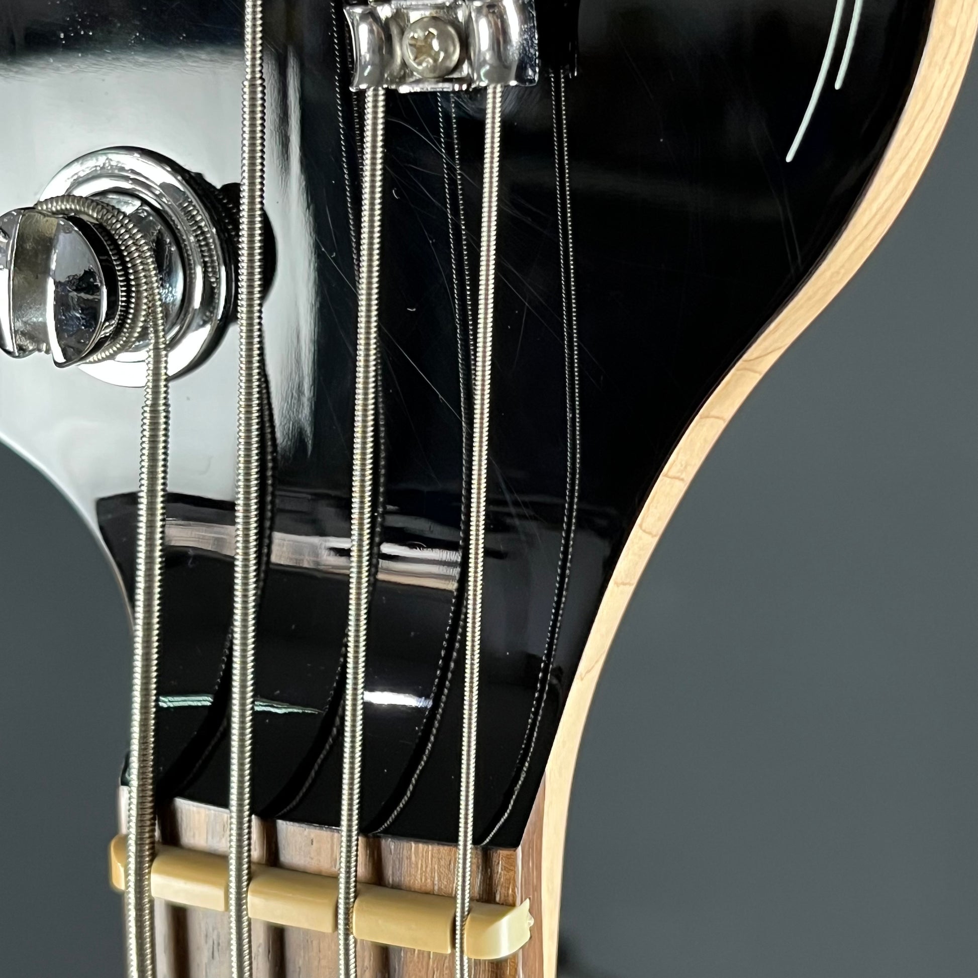 YAMAHA BB434 Bass