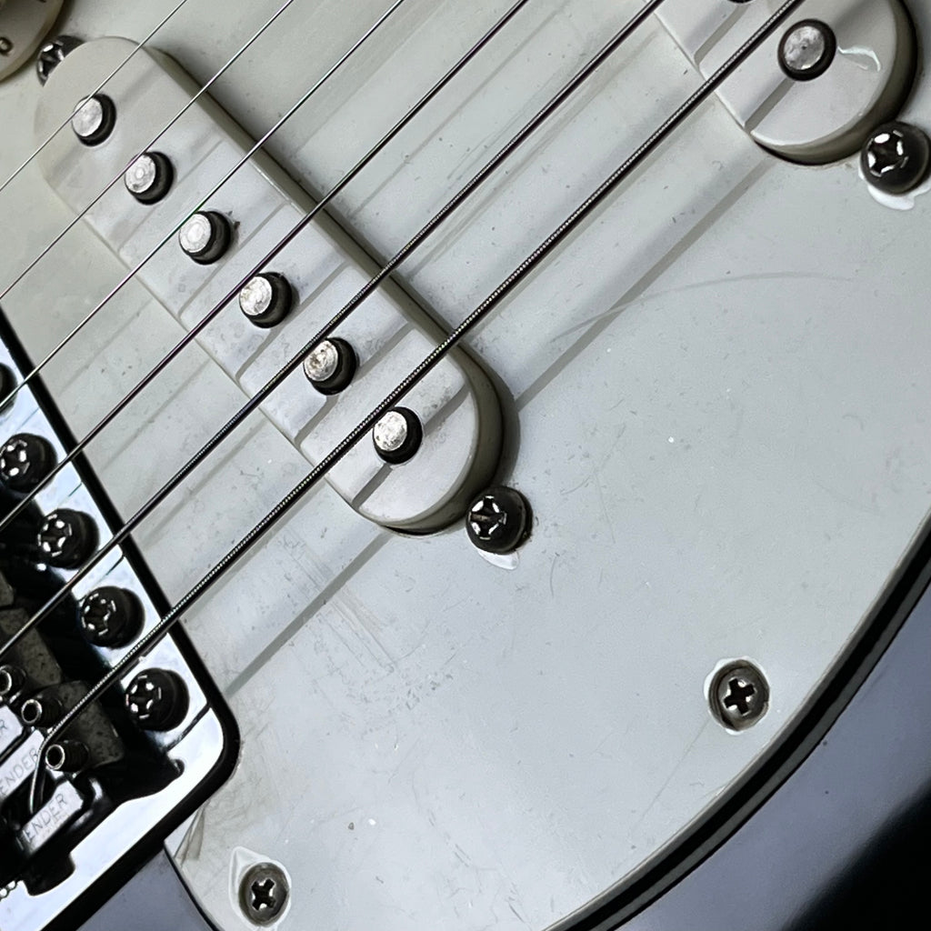 Fender Standard Stratocaster Left Hand 2018