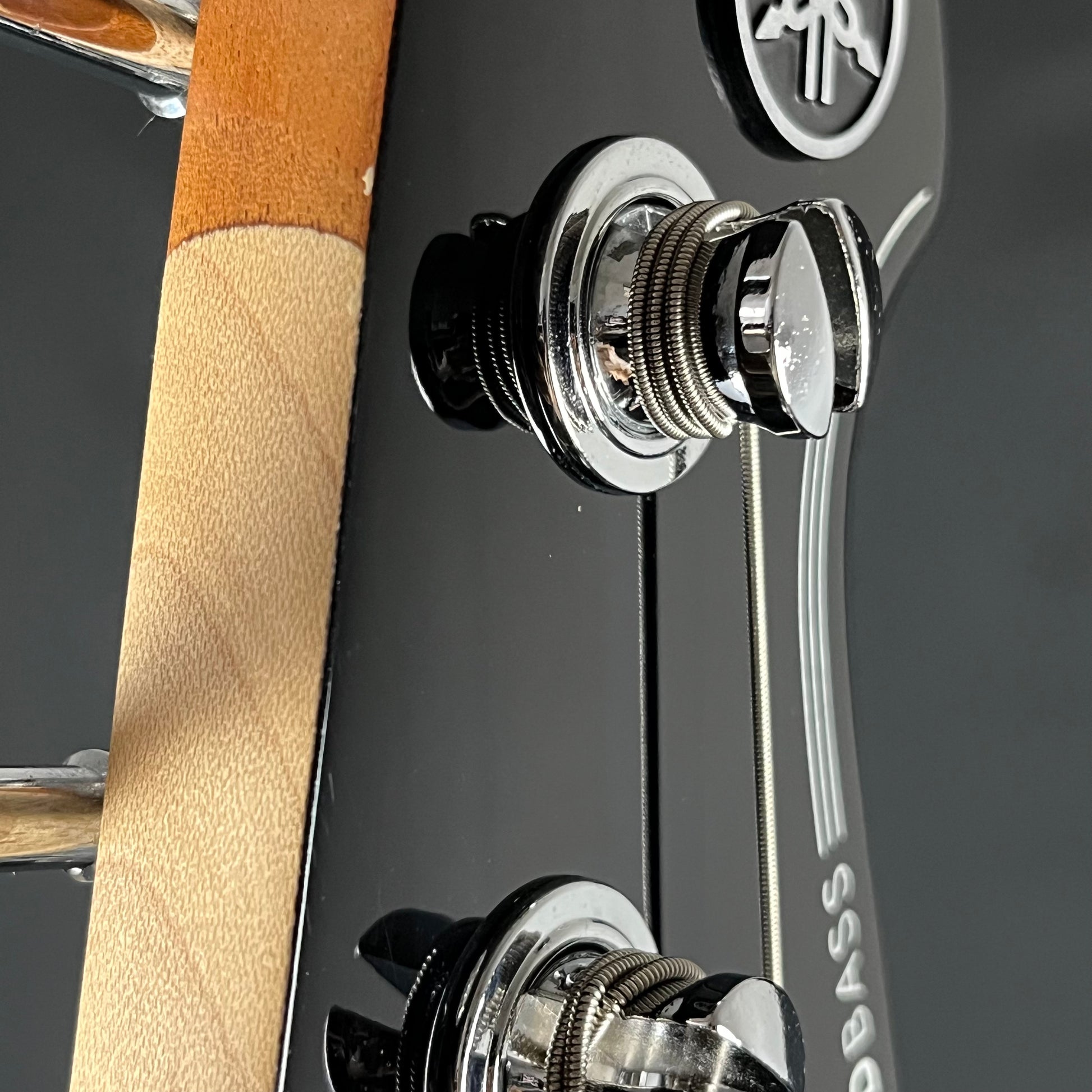YAMAHA BB434 Bass