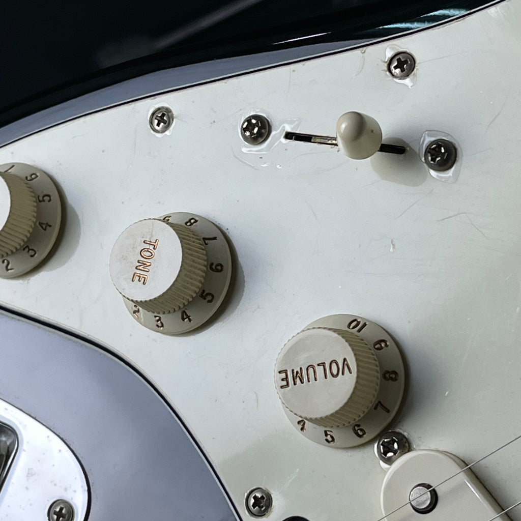 Fender Standard Stratocaster Left Hand 2018