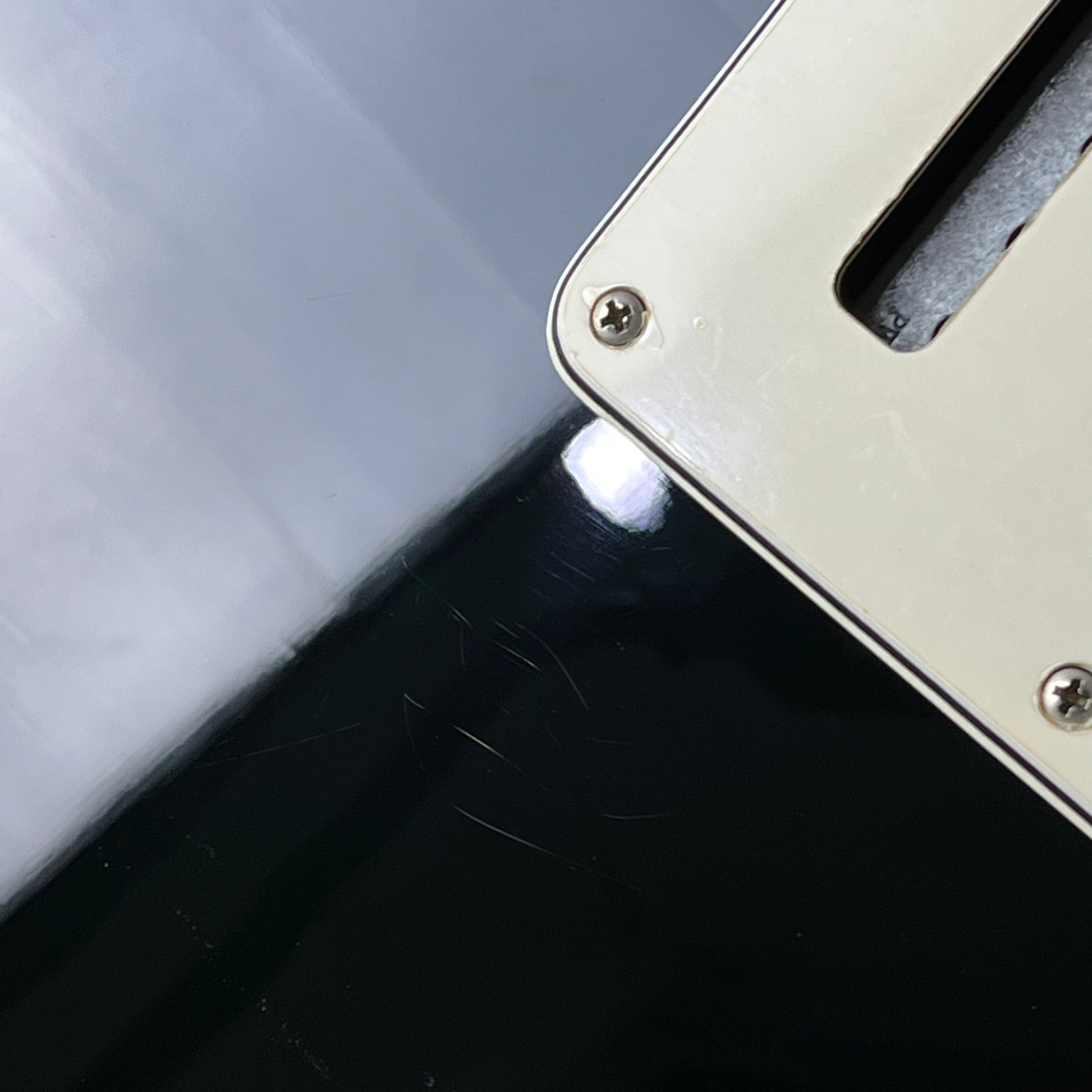 Fender Standard Stratocaster Left Hand 2018