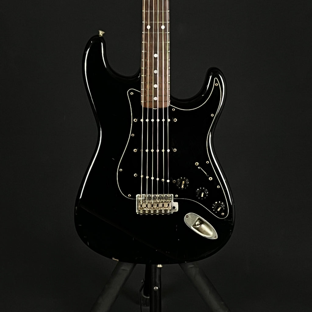 Squier Japan Silver Series Stratocaster