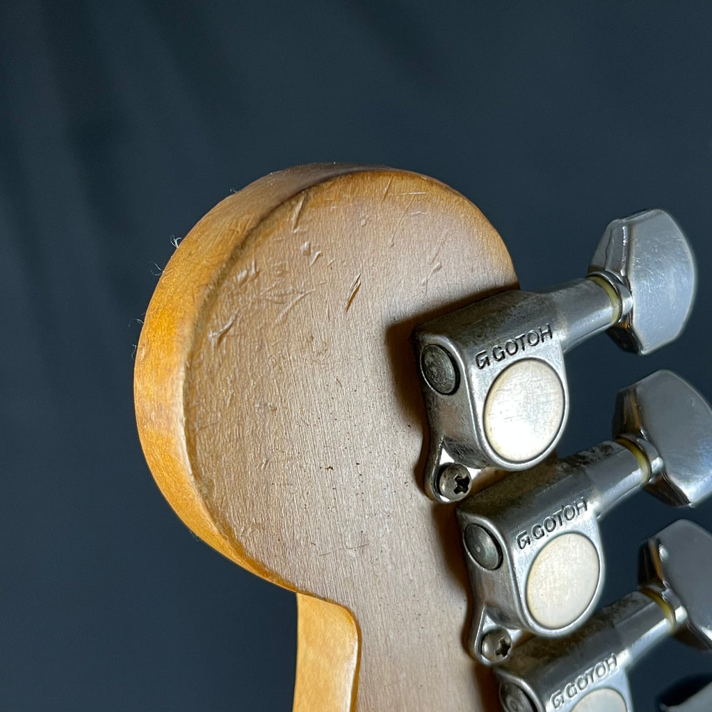 Squier Japan Silver Series Stratocaster