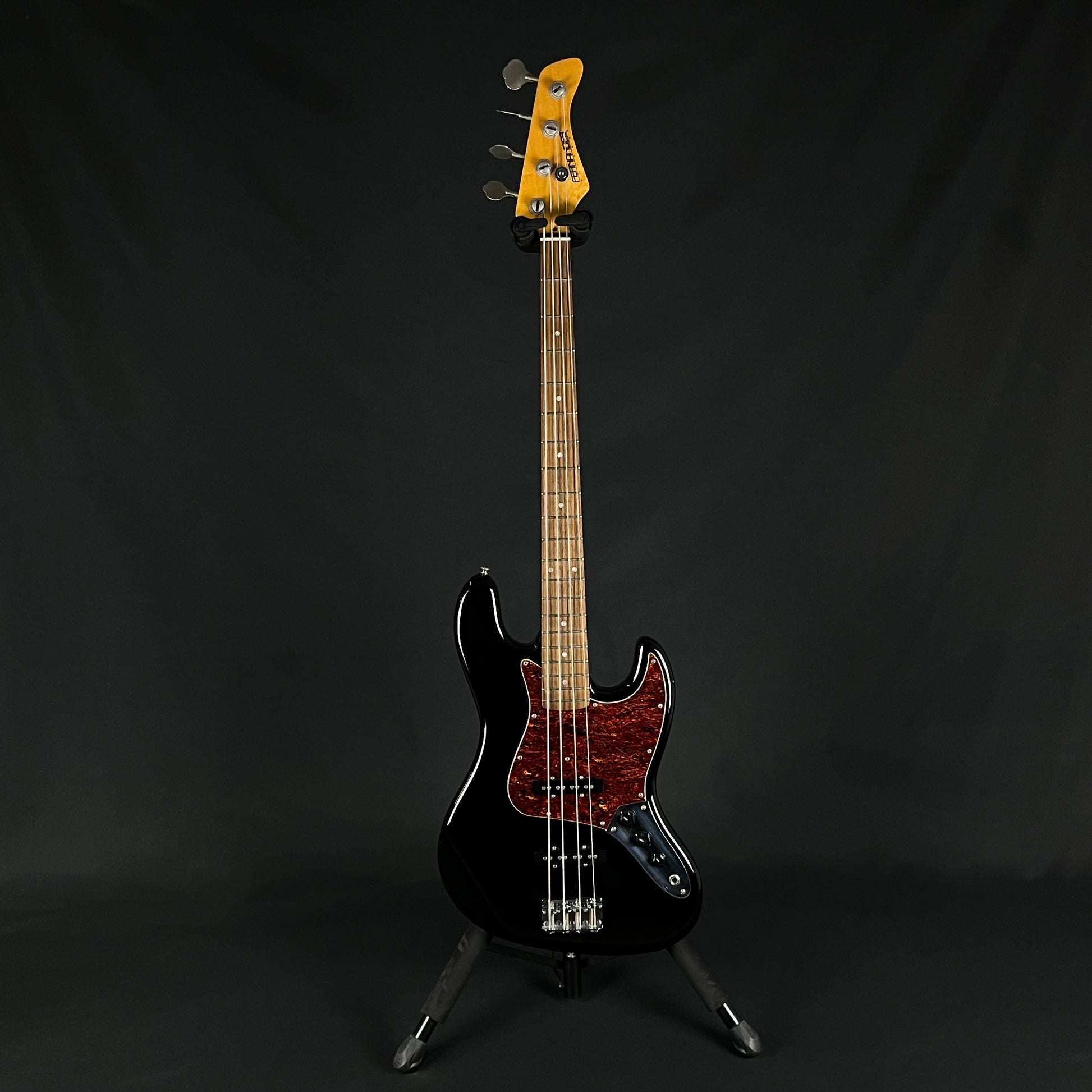 Fernandes Jazz Bass