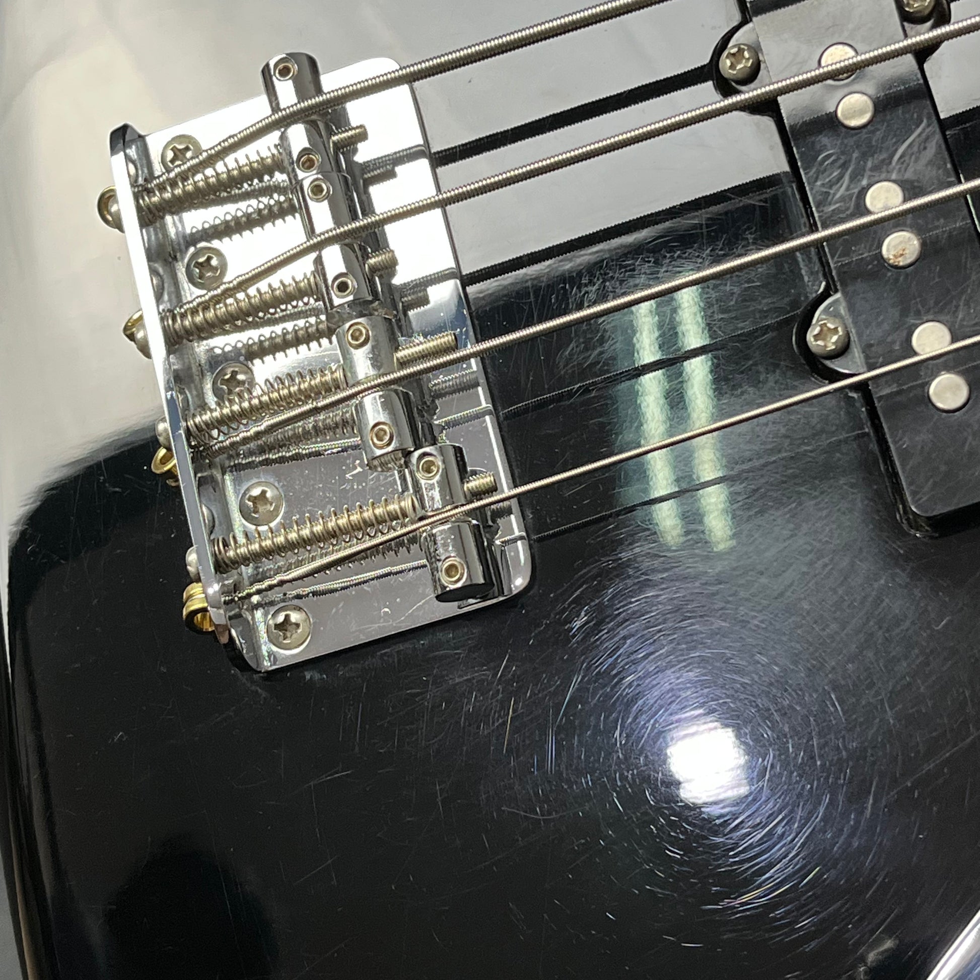 Fernandes Jazz Bass