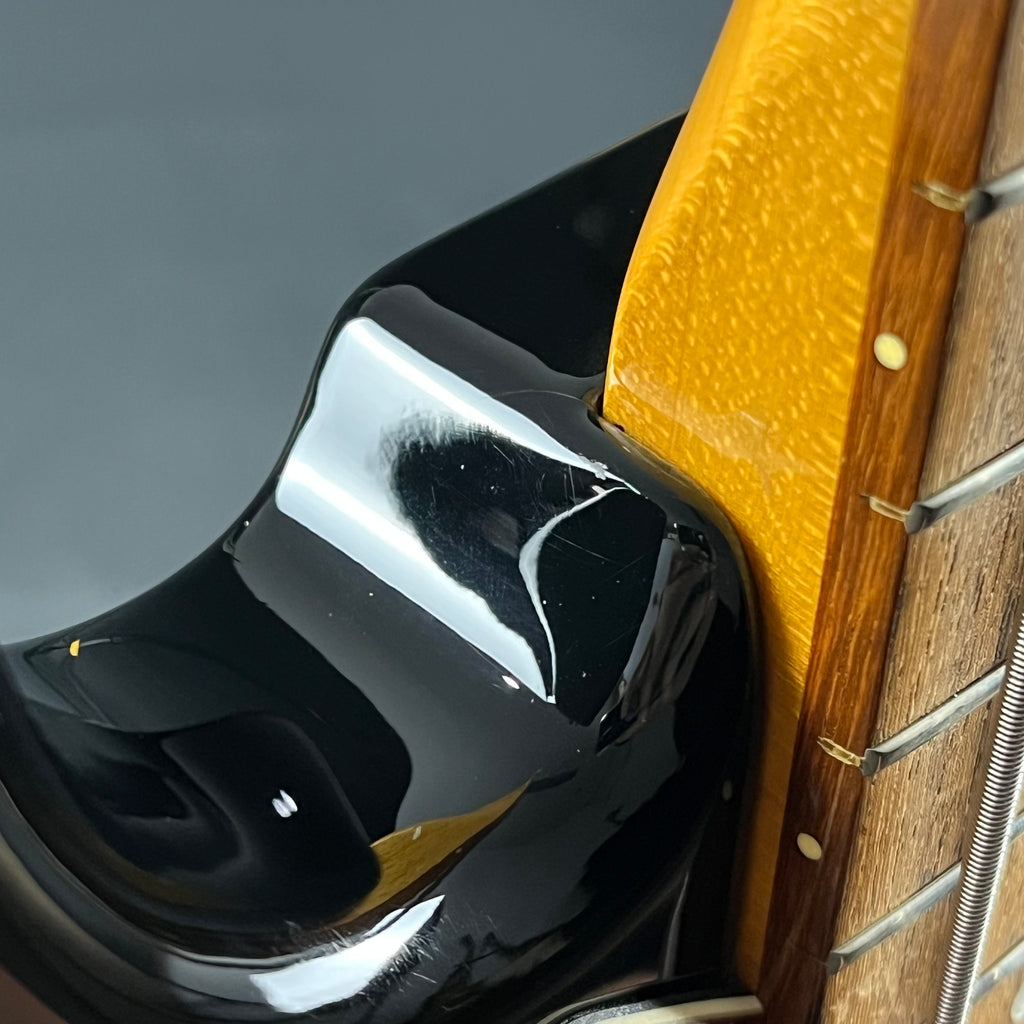 Fernandes Jazz Bass