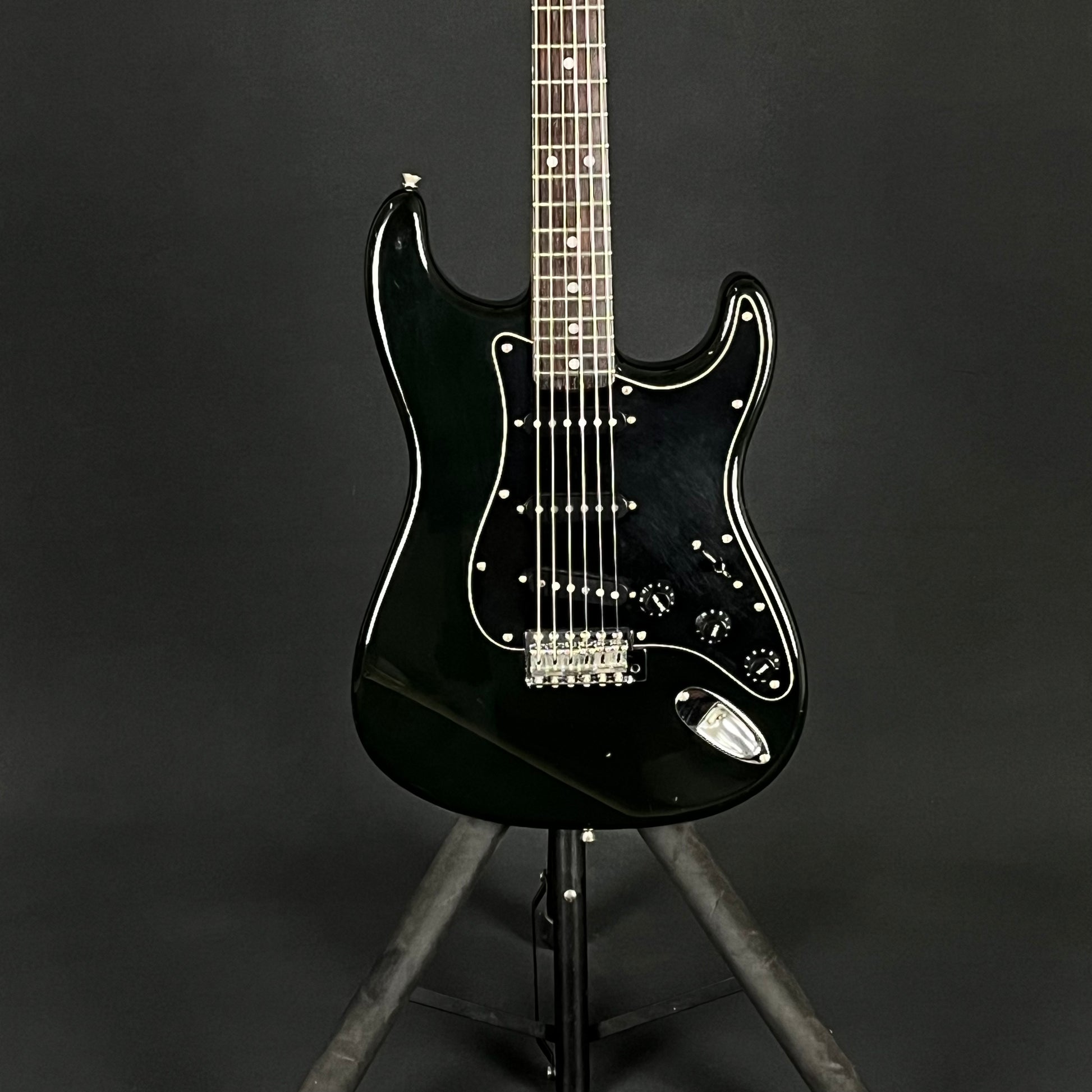 Aria Pro II Japan Strikin Sound 1979