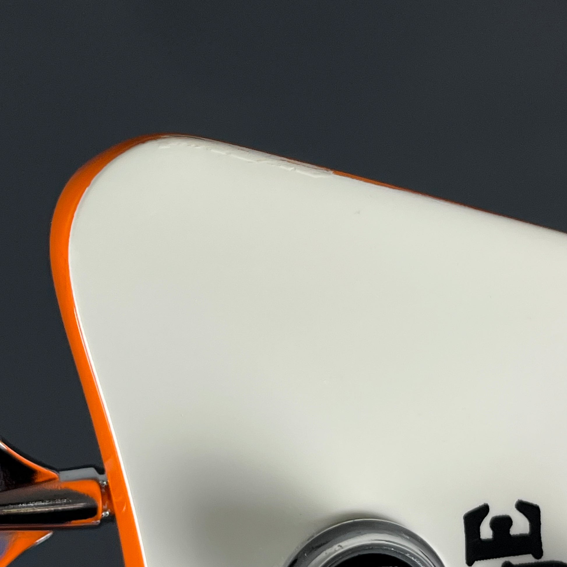 Orange O-Bass