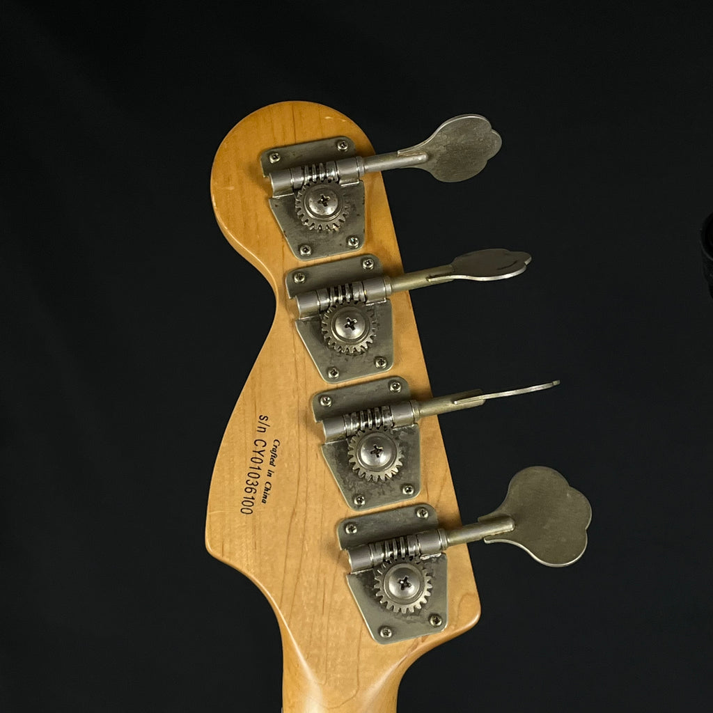 Squier Precision Bass