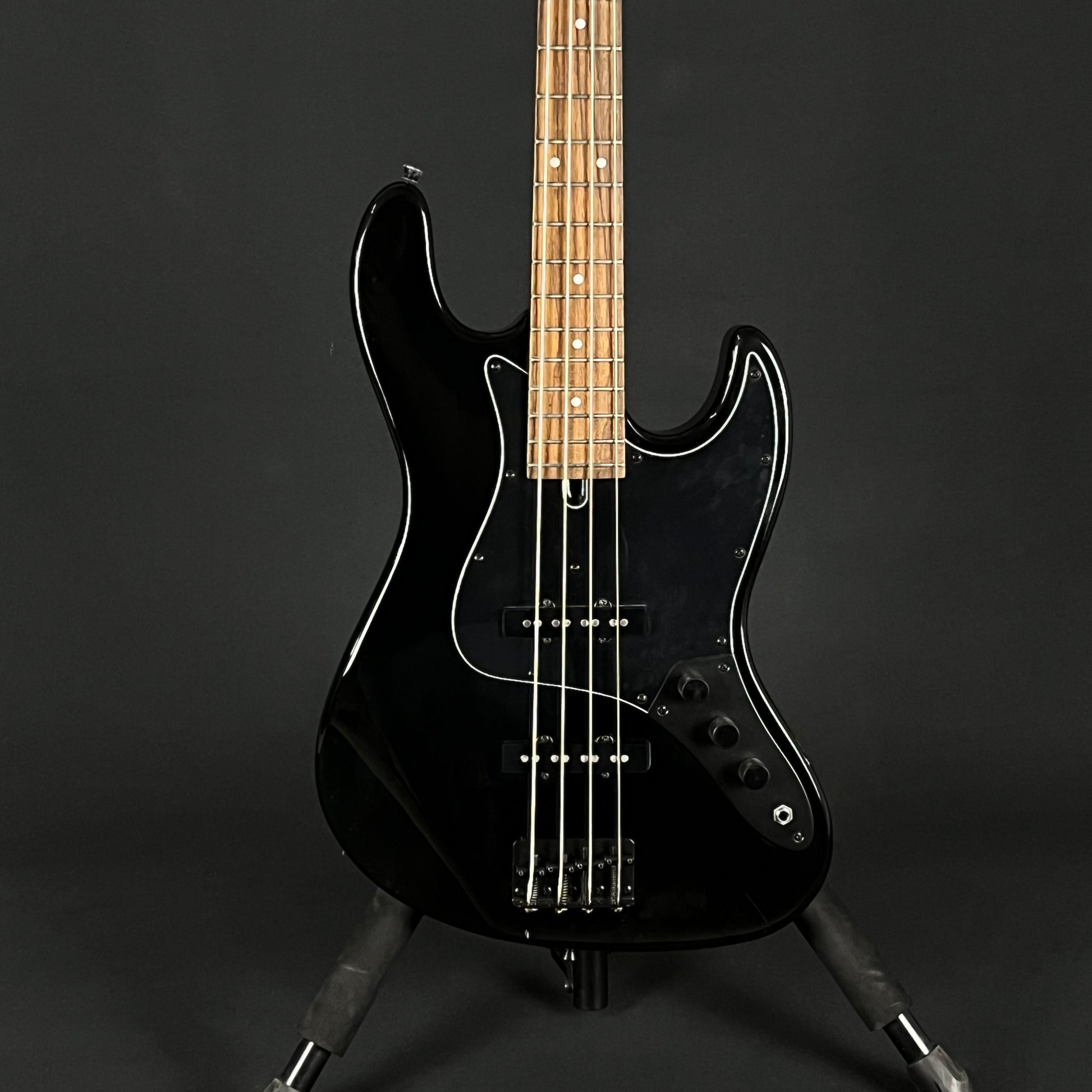 Bacchus Universe Series Jazz Bass
