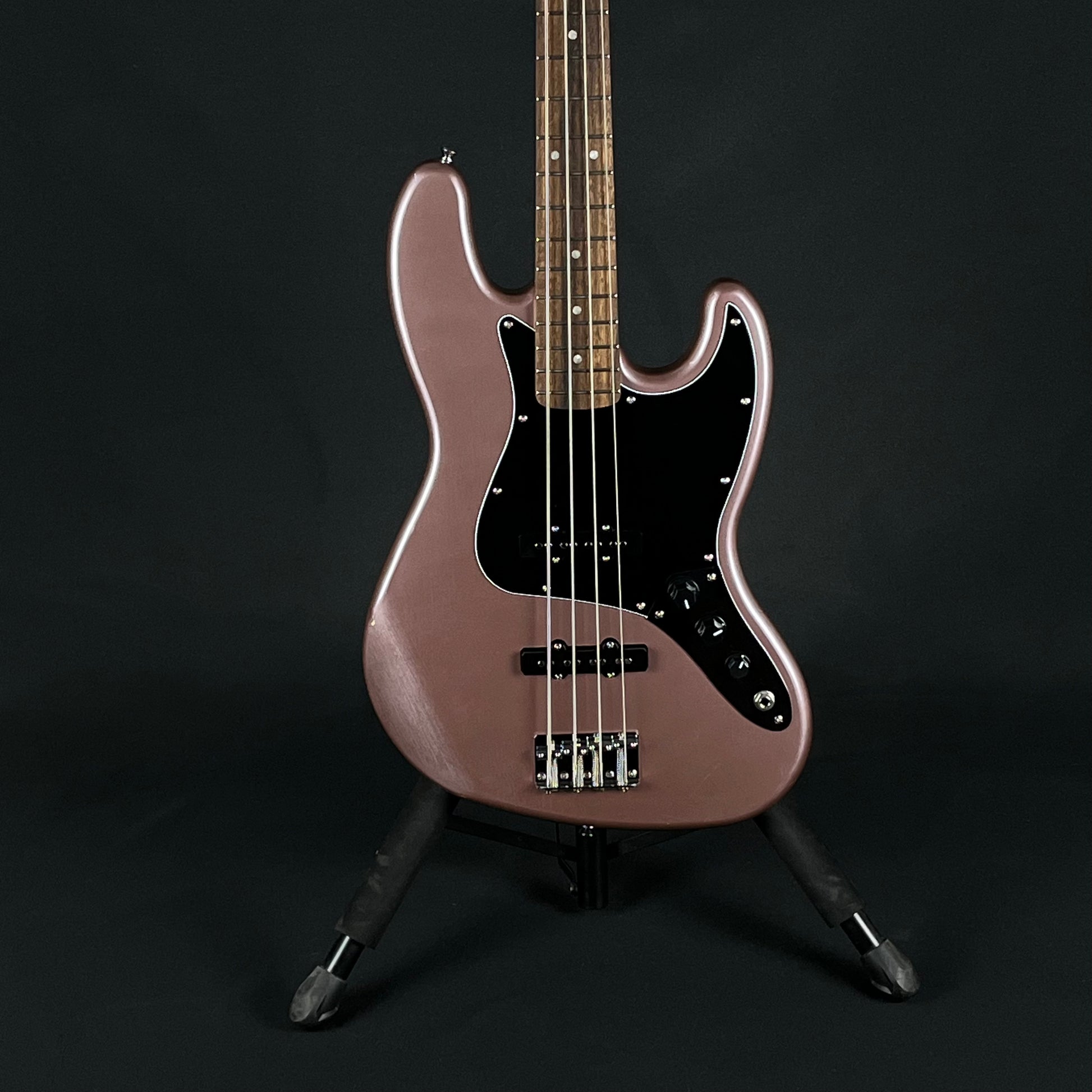 Squier Affinity Jazz Bass 2023