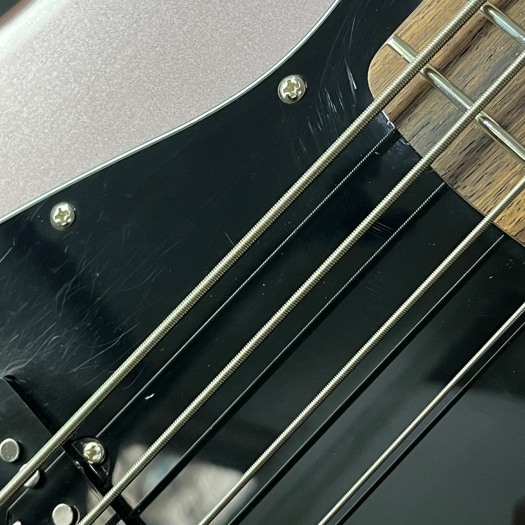 Squier Affinity Jazz Bass 2023