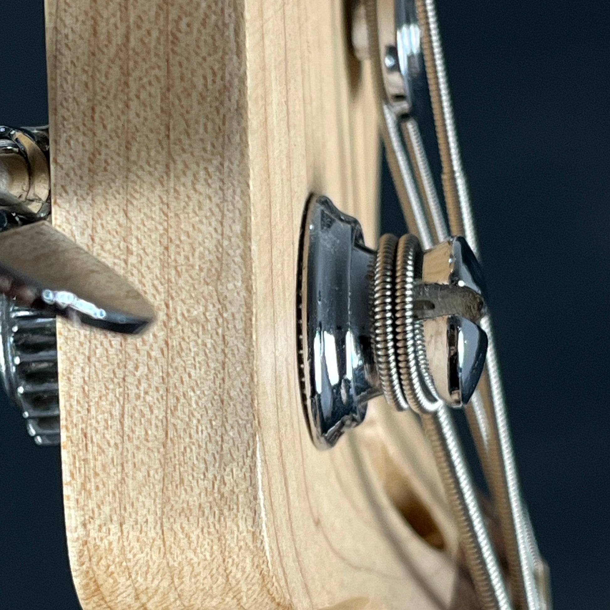 Squier Affinity Jazz Bass