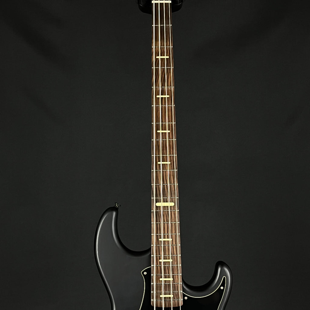 YAMAHA BB734A Bass