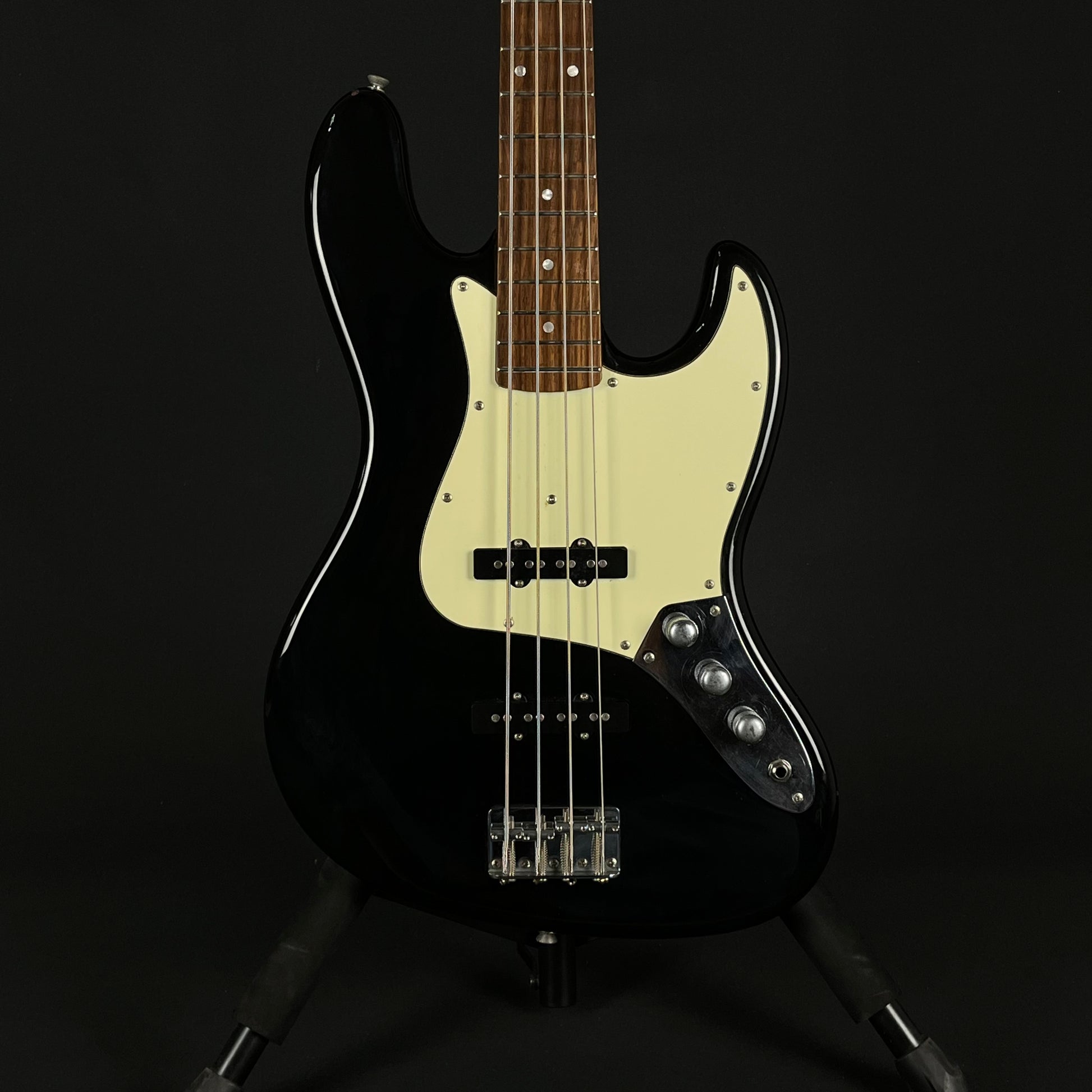 Fernandes Jazz Bass