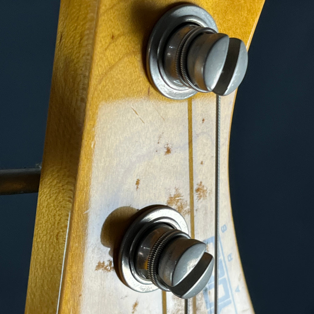 Fernandes Jazz Bass