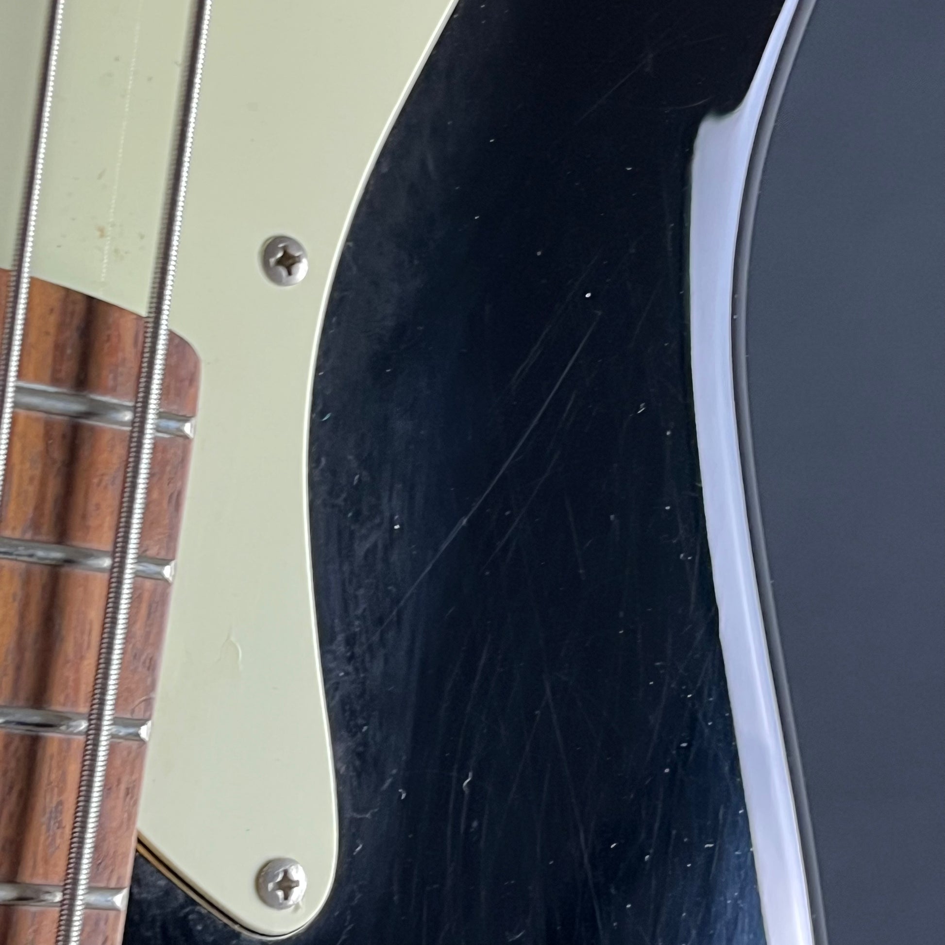 Fernandes Jazz Bass