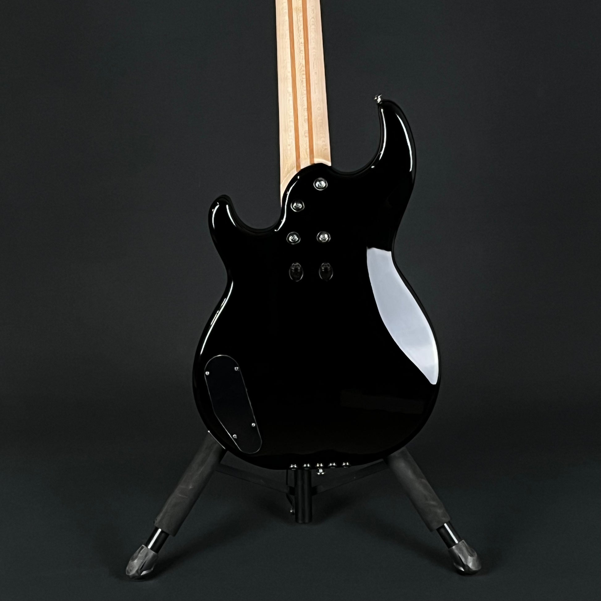 YAMAHA BB435 Bass