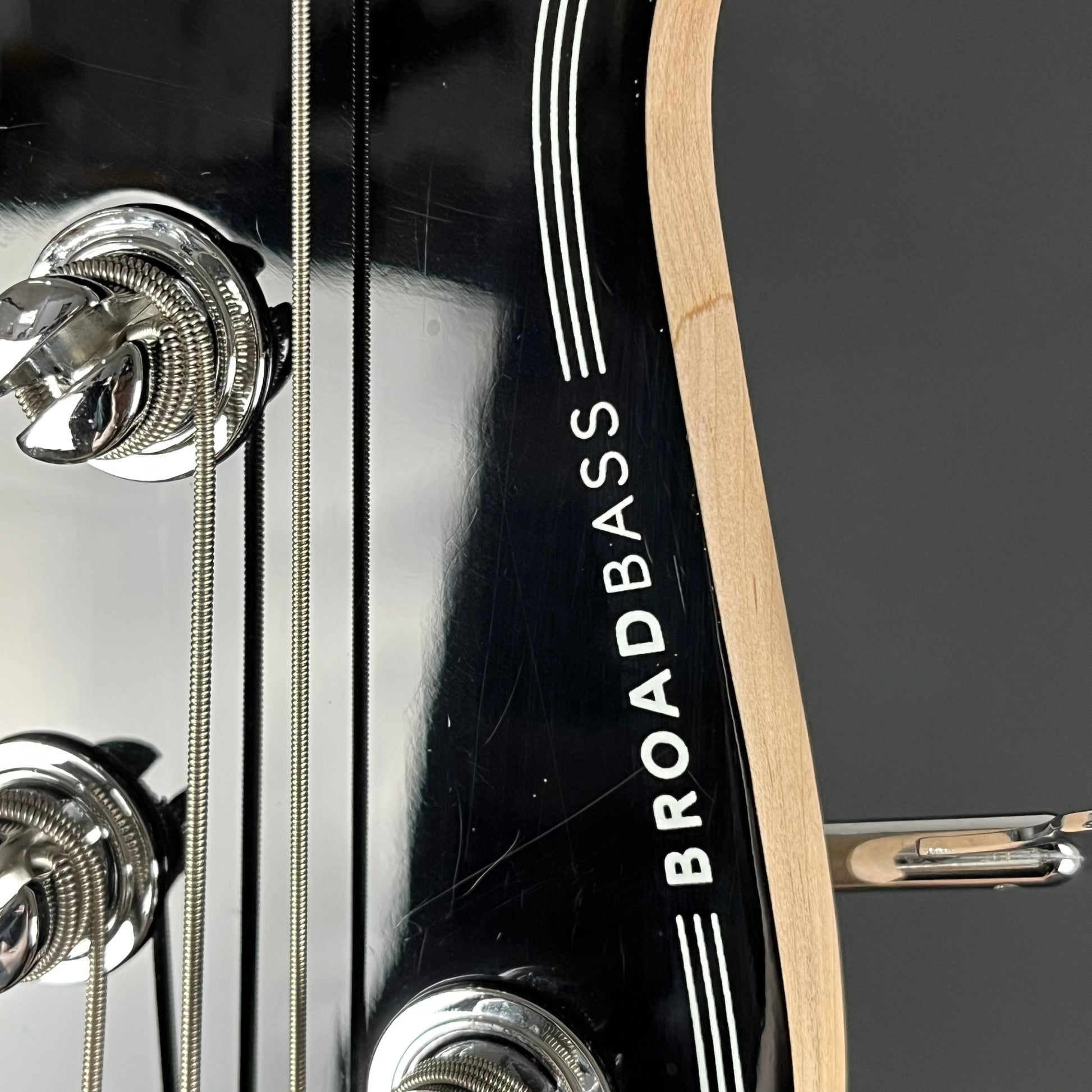 YAMAHA BB435 Bass