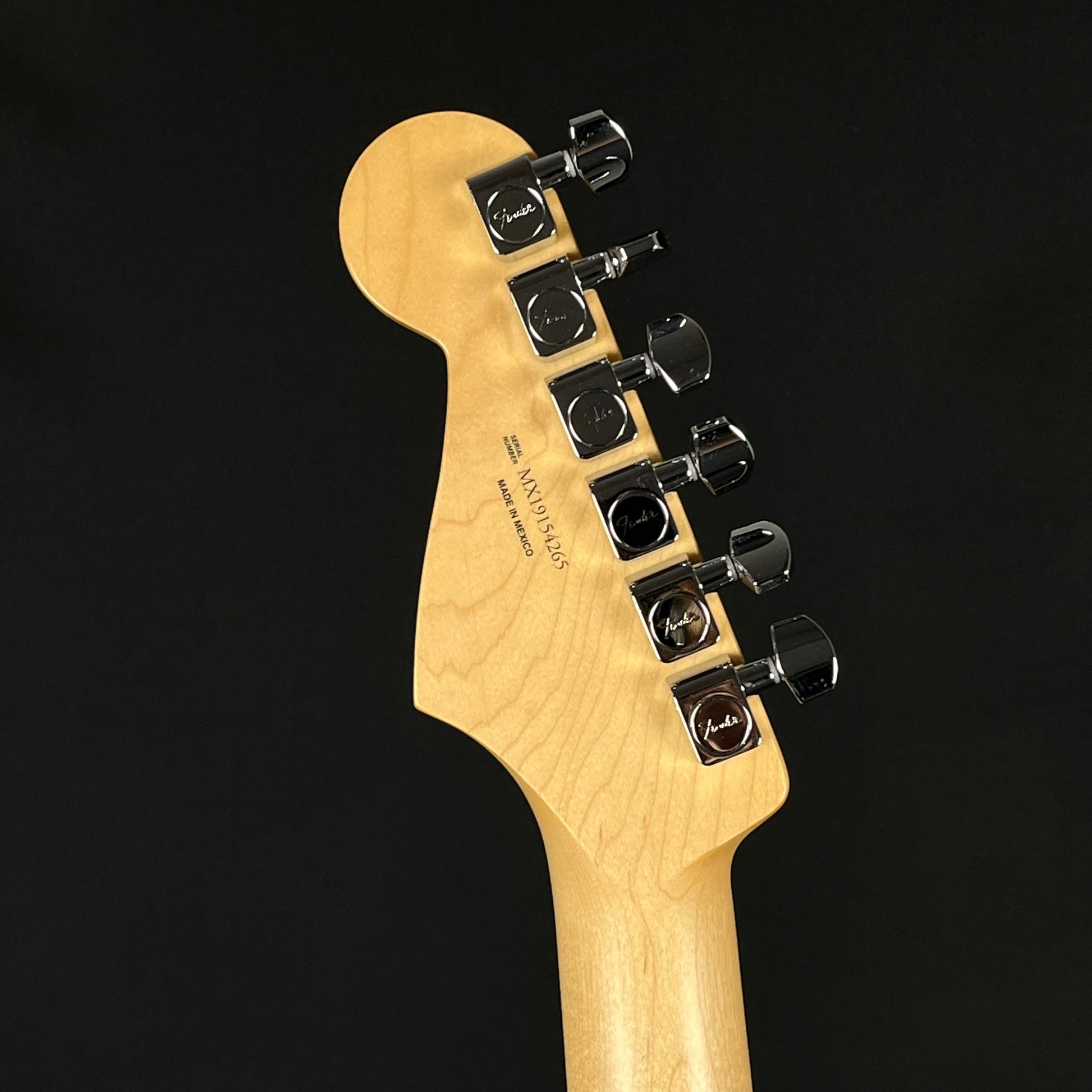 Fender Player Stratocaster HSS PW MN