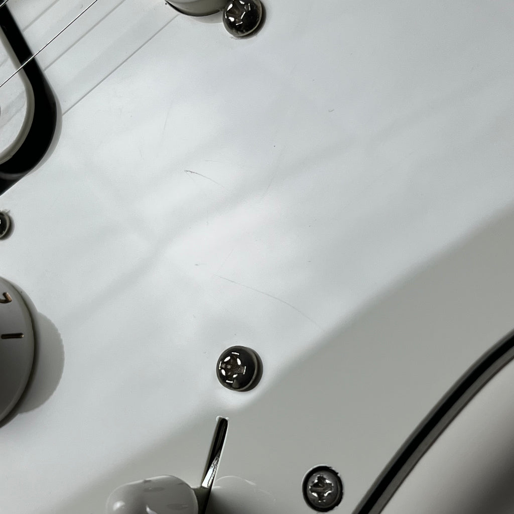 Fender Player Stratocaster HSS PW MN