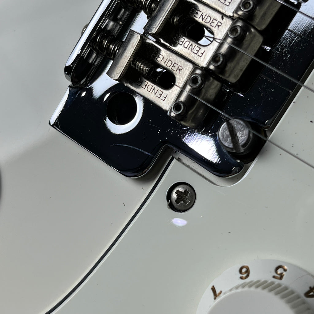 Fender Player Stratocaster HSS PW MN