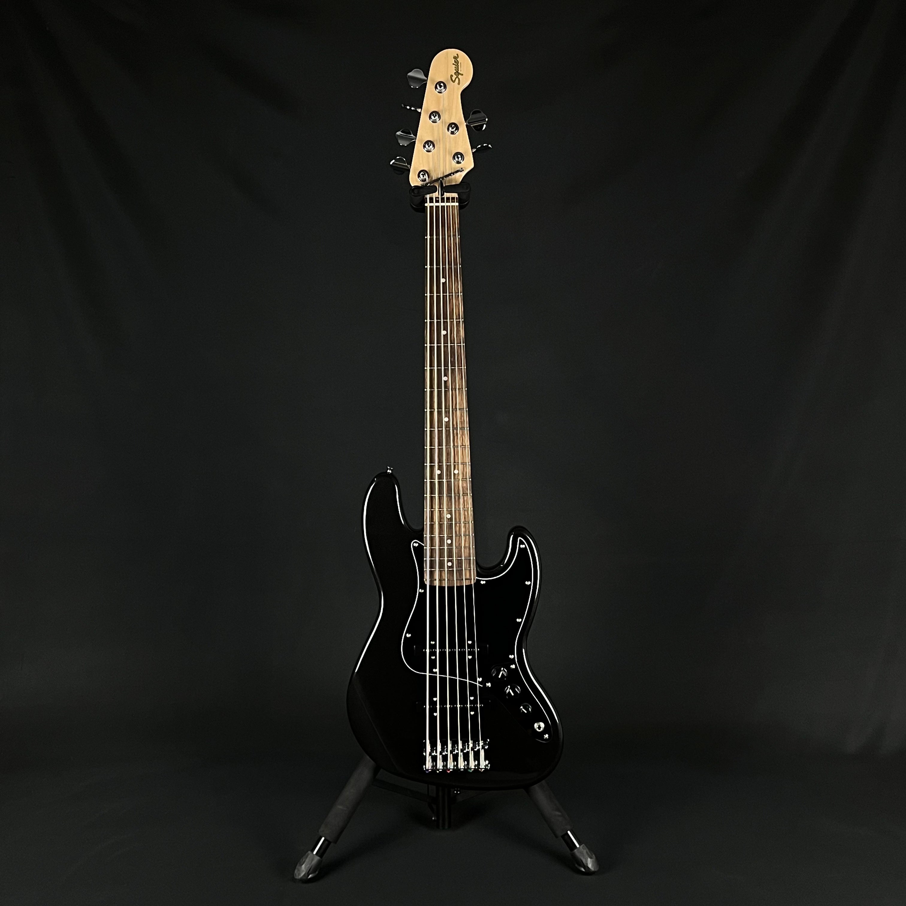 Squier Affinity Series Jazz Bass VI