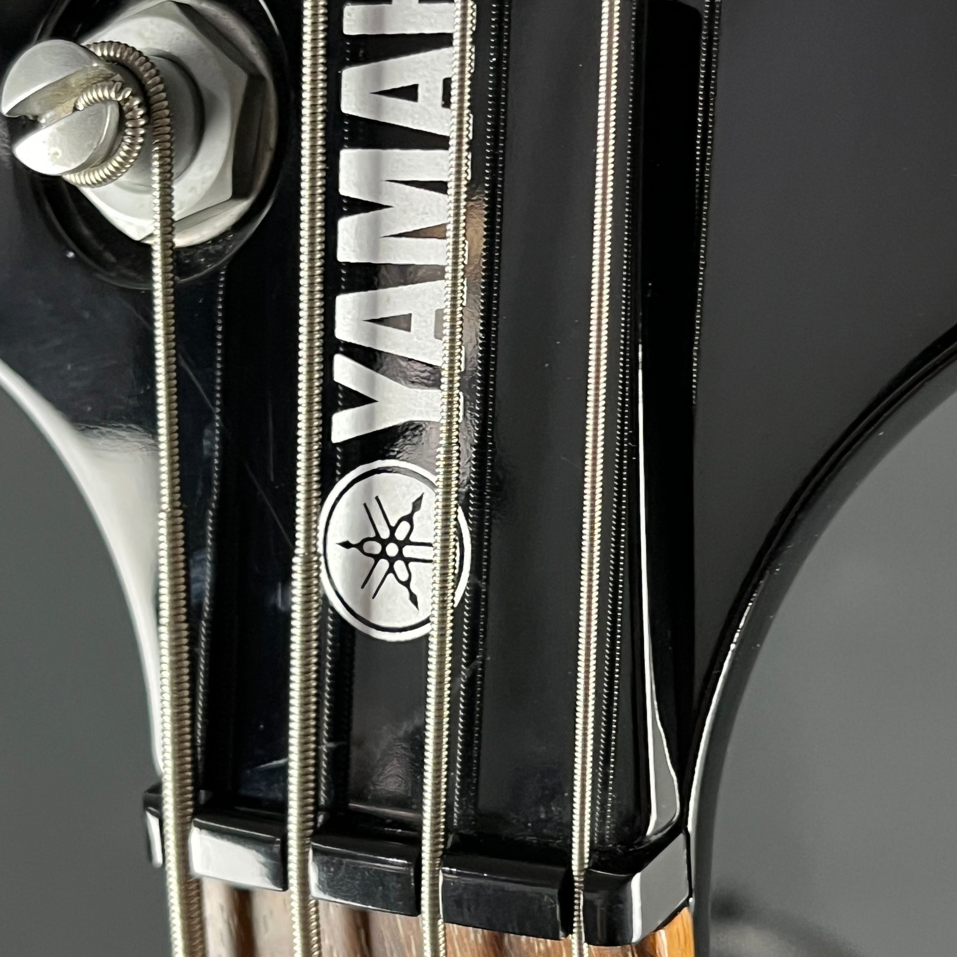 YAMAHA RBX4A2 Bass