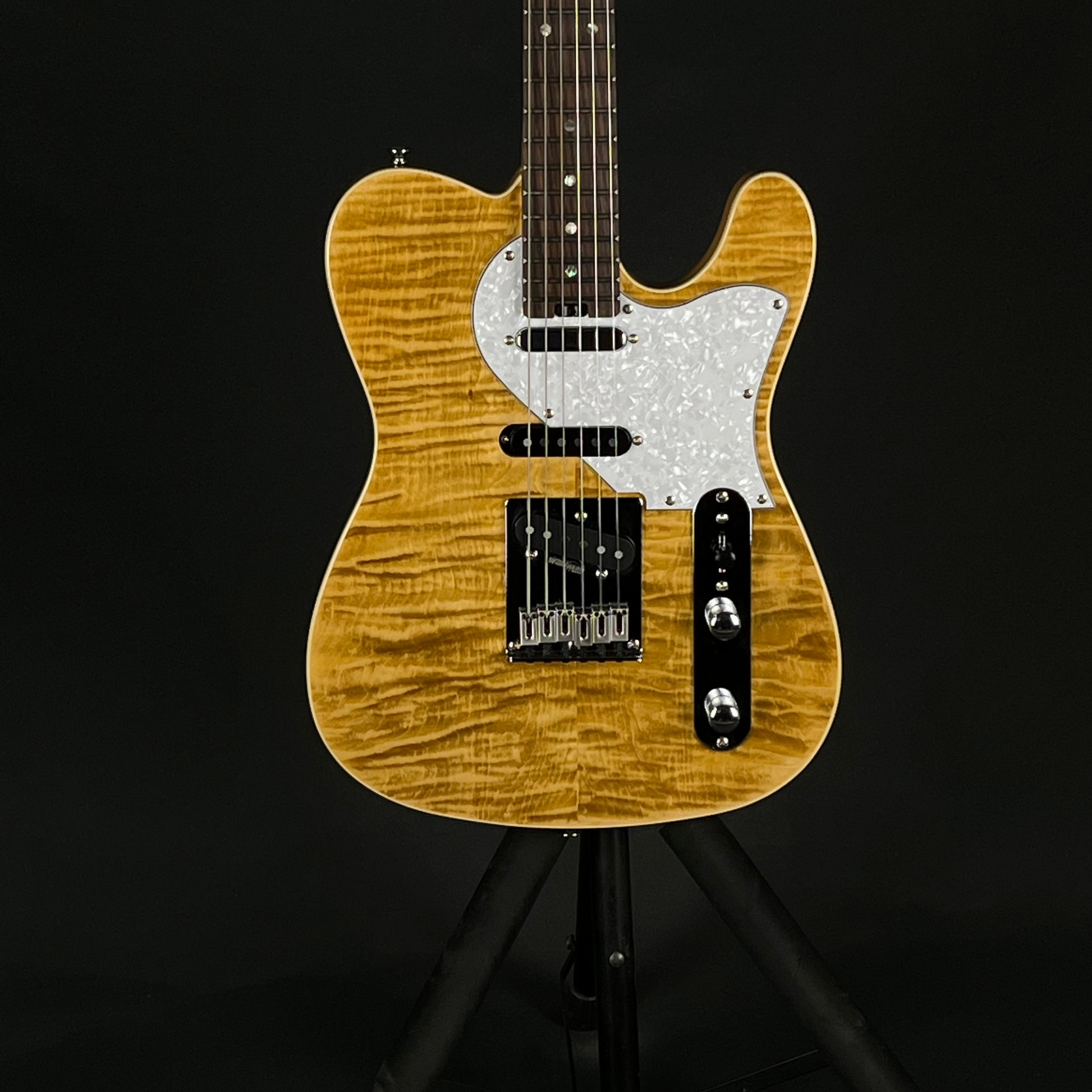 Aria Pro II 615-AE200