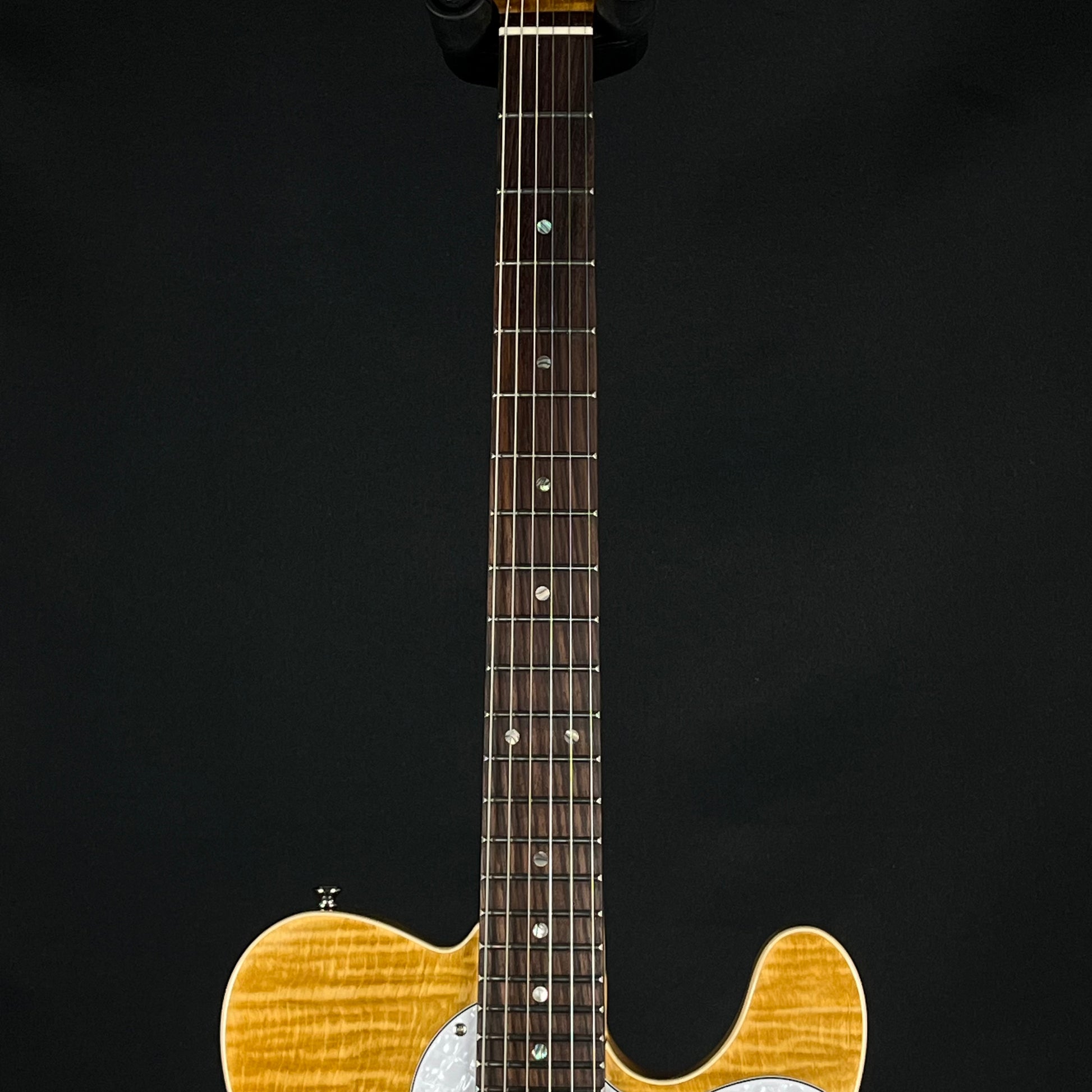 Aria Pro II 615-AE200