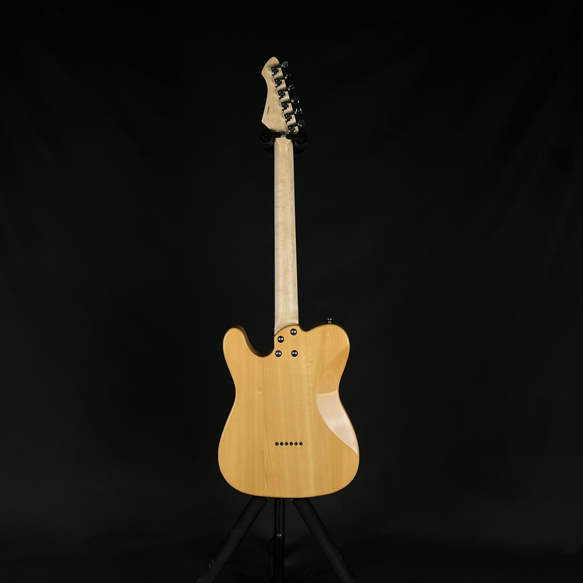 Aria Pro II 615-AE200