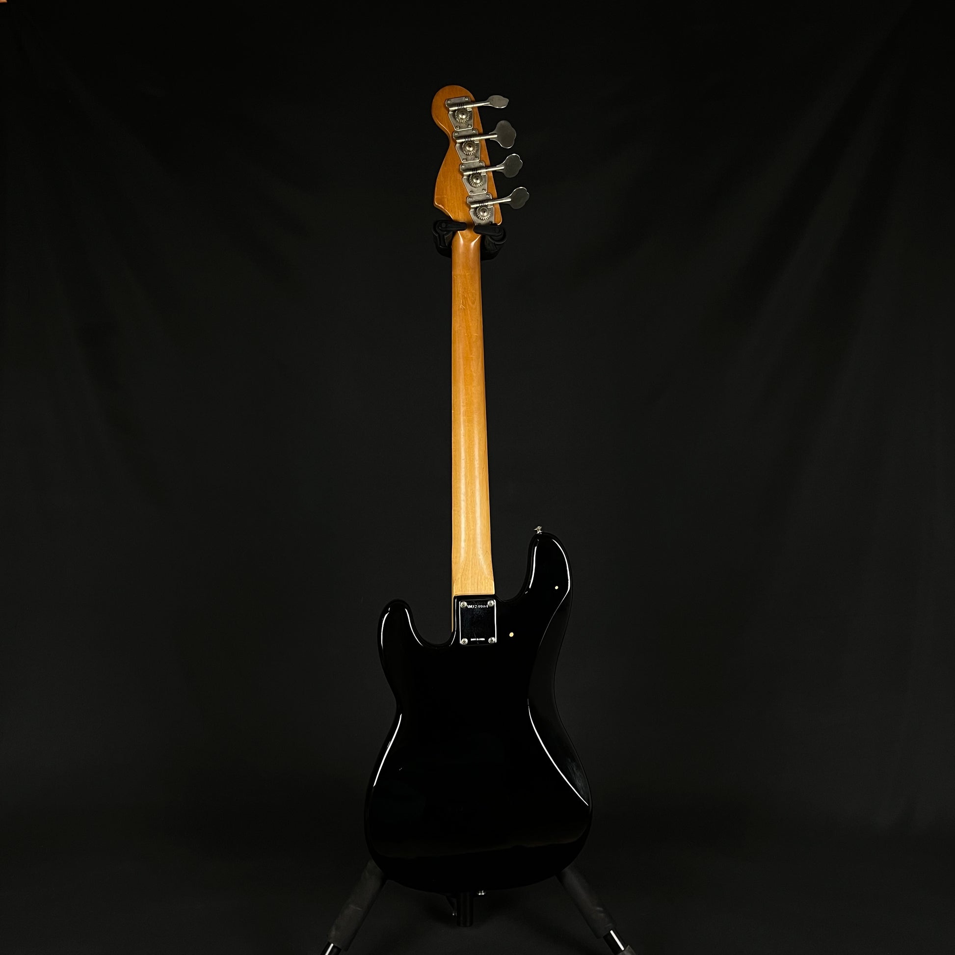 Squier Affinity Precision Bass