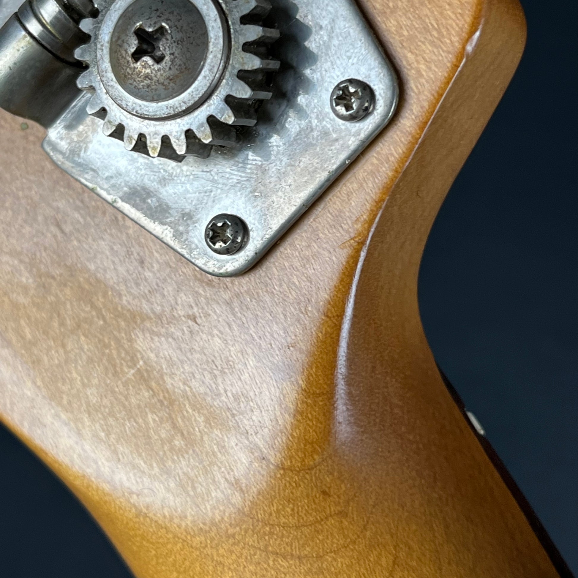Squier Affinity Precision Bass