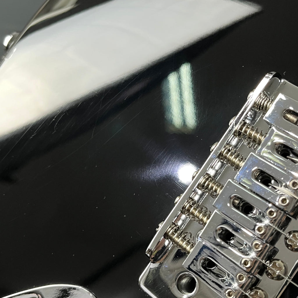 Squier Sonic Stratocaster HSS