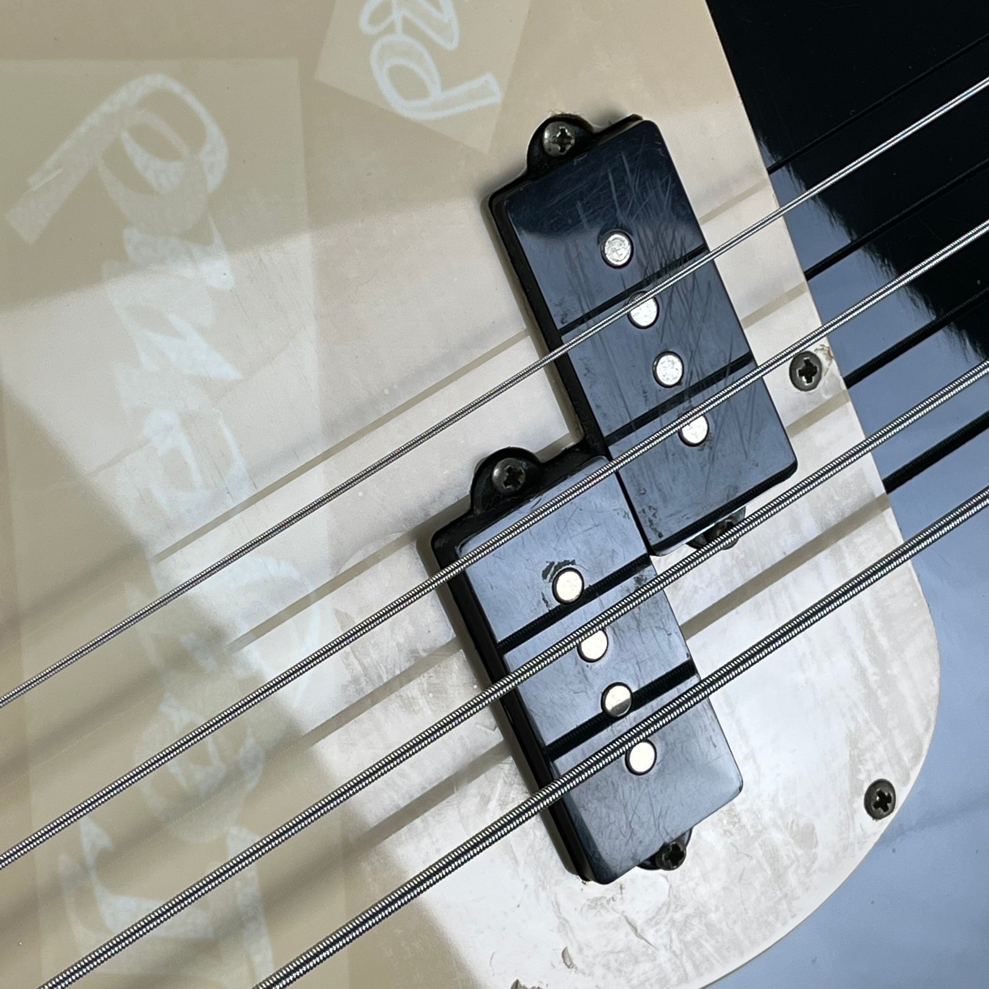 Squier Affinity Precision Bass