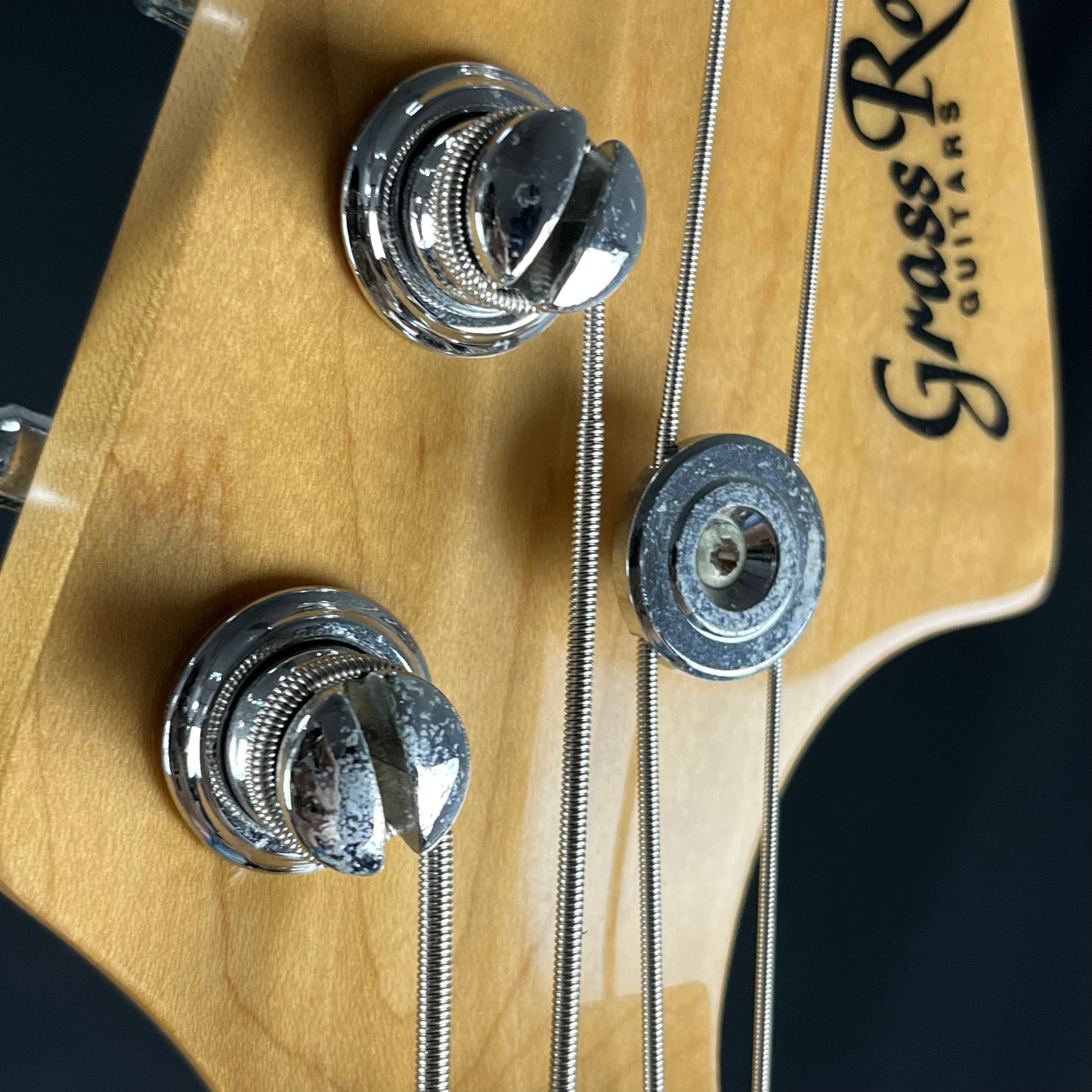 GrassRoots G-T-60B Bass